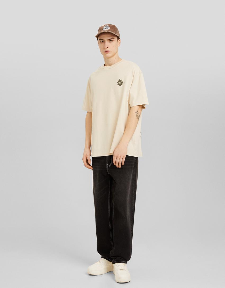 T-shirt manga curta boxy fit estampado-Caramelo-3