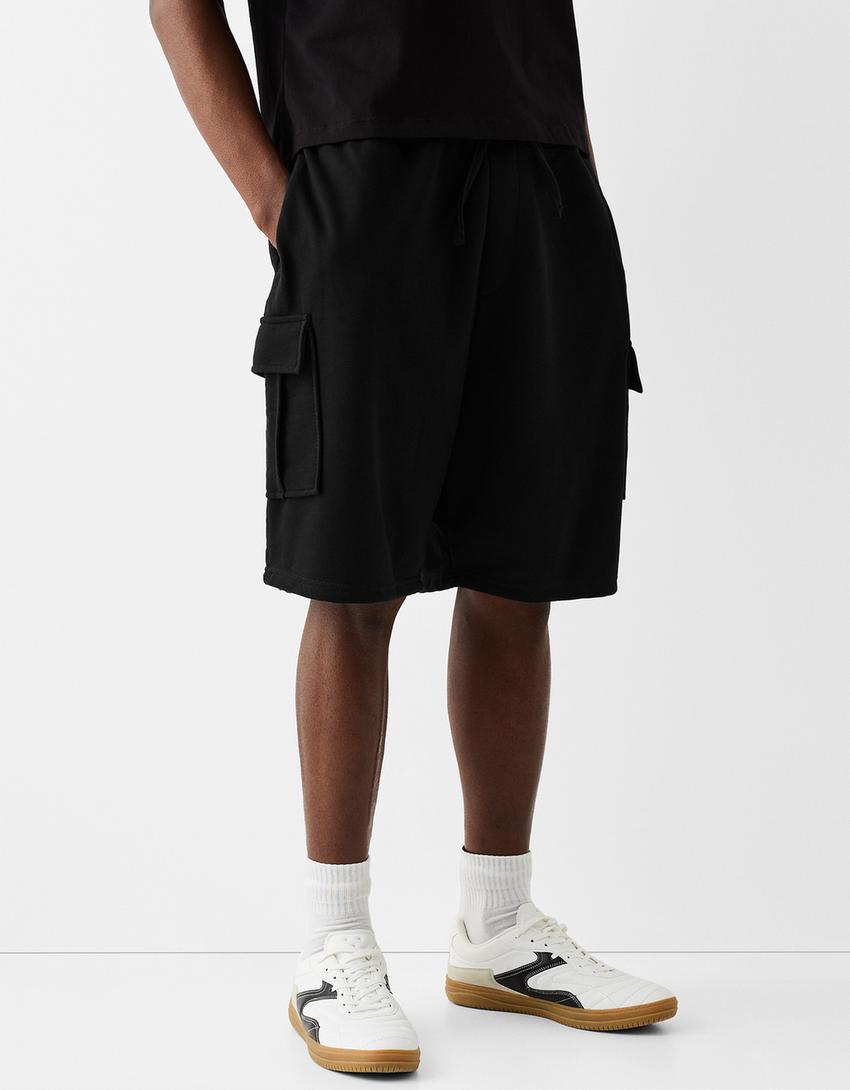 Calções bermuda felpa de cargo Sylvester-Preto-1