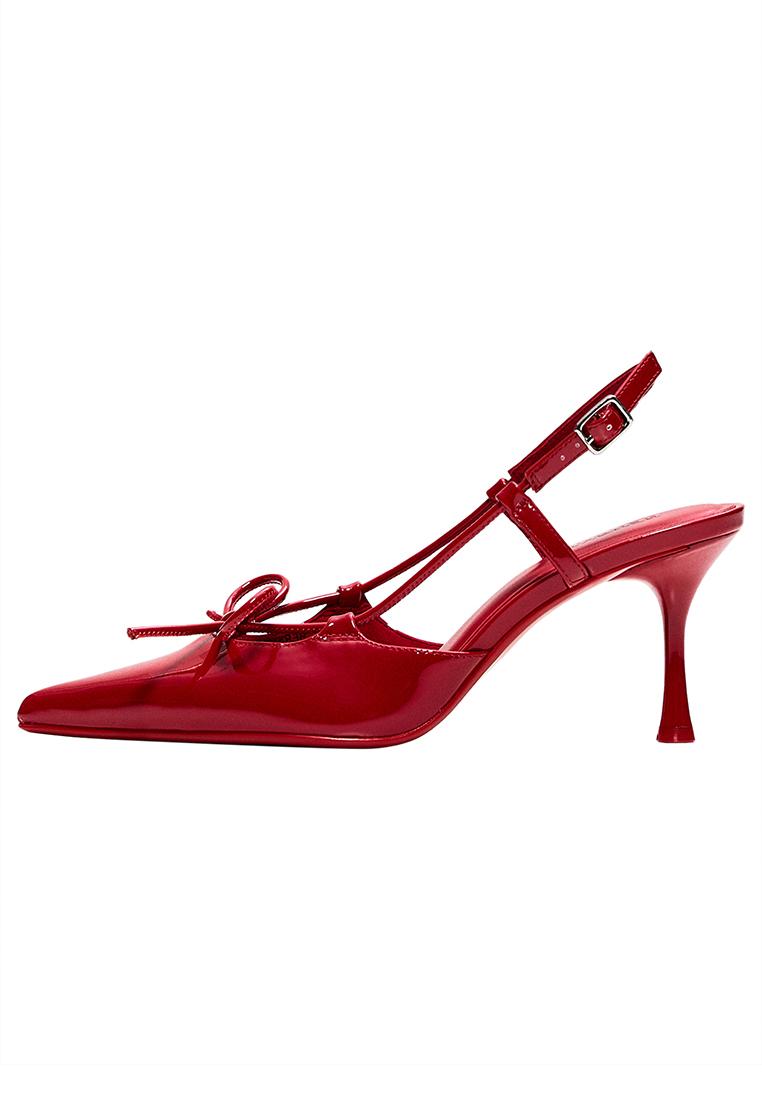 Arkası açık topuklu ayakkabı detaylı