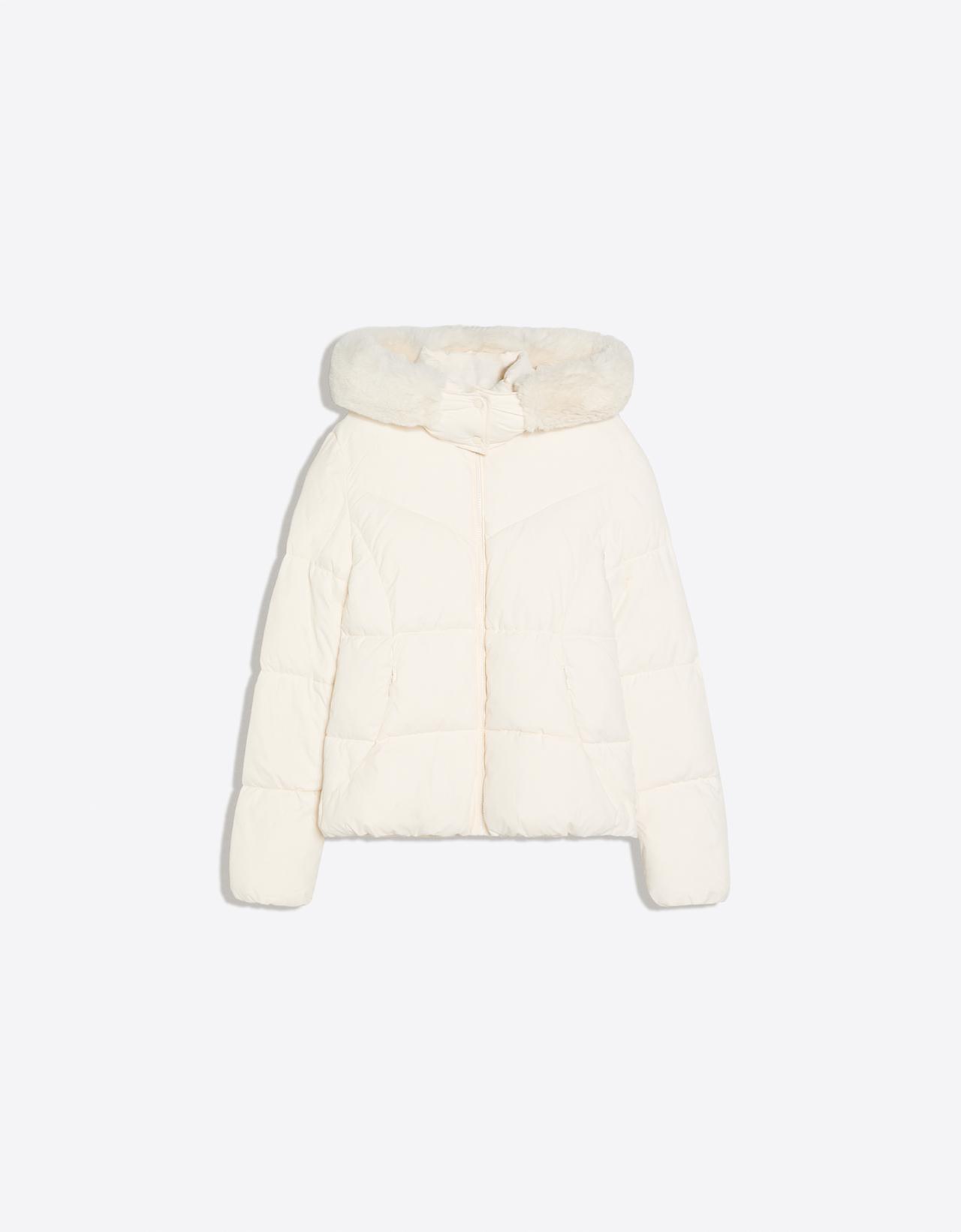 Puffer jacket with faux fur hood — Cream