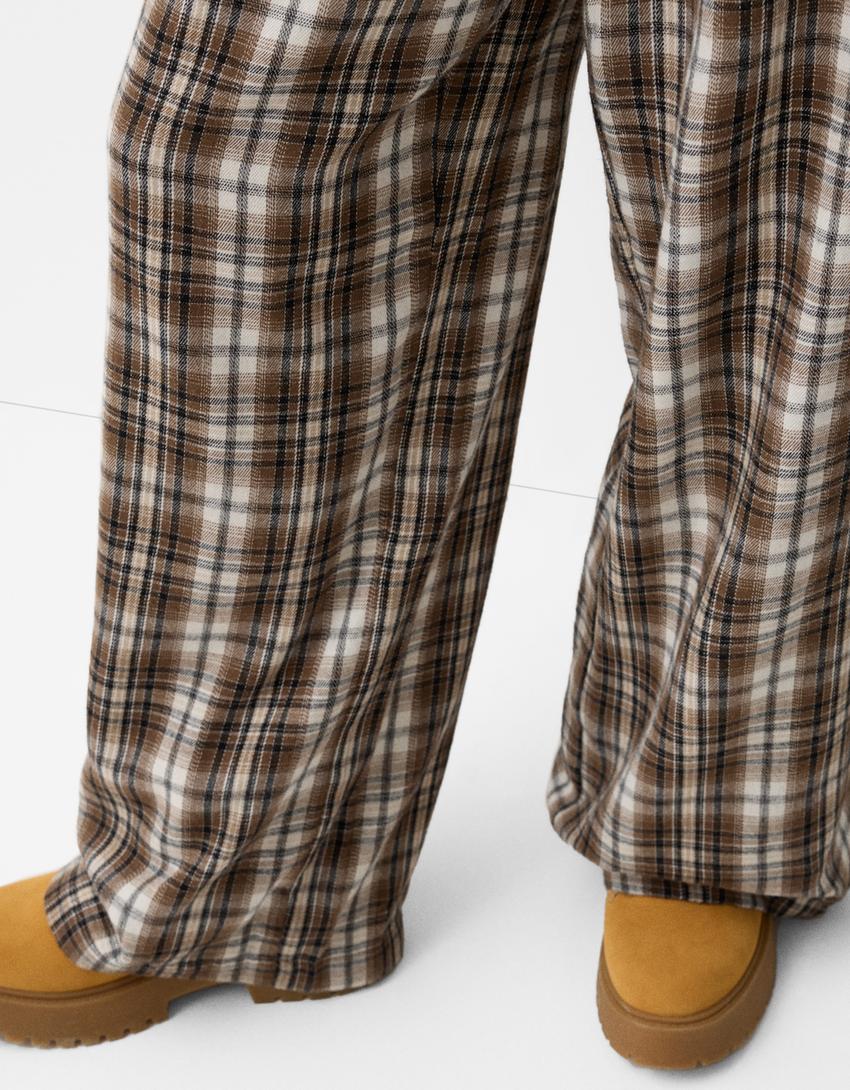 Straight fit check trousers-Brown-3