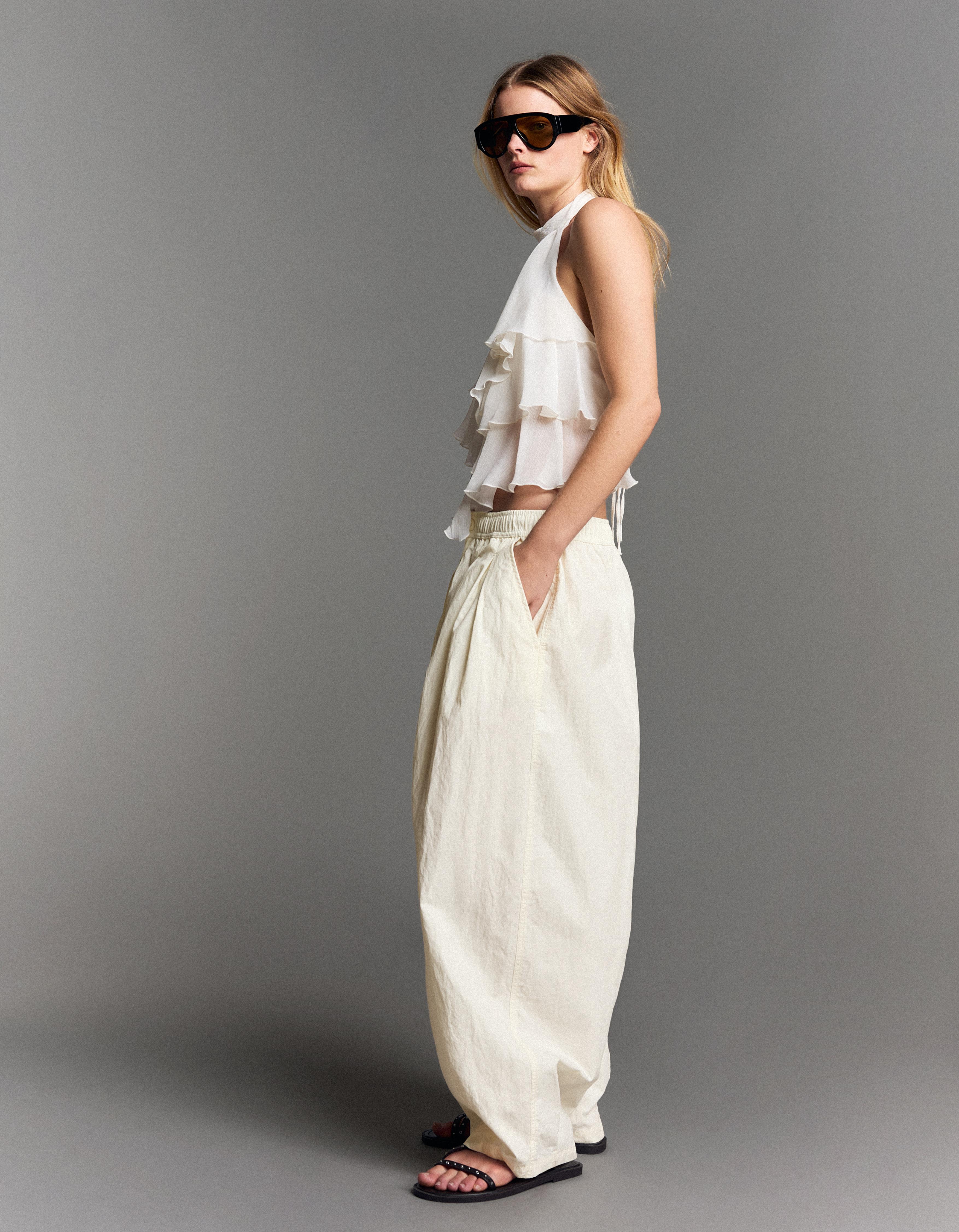 Technical cropped volume trousers — Cream