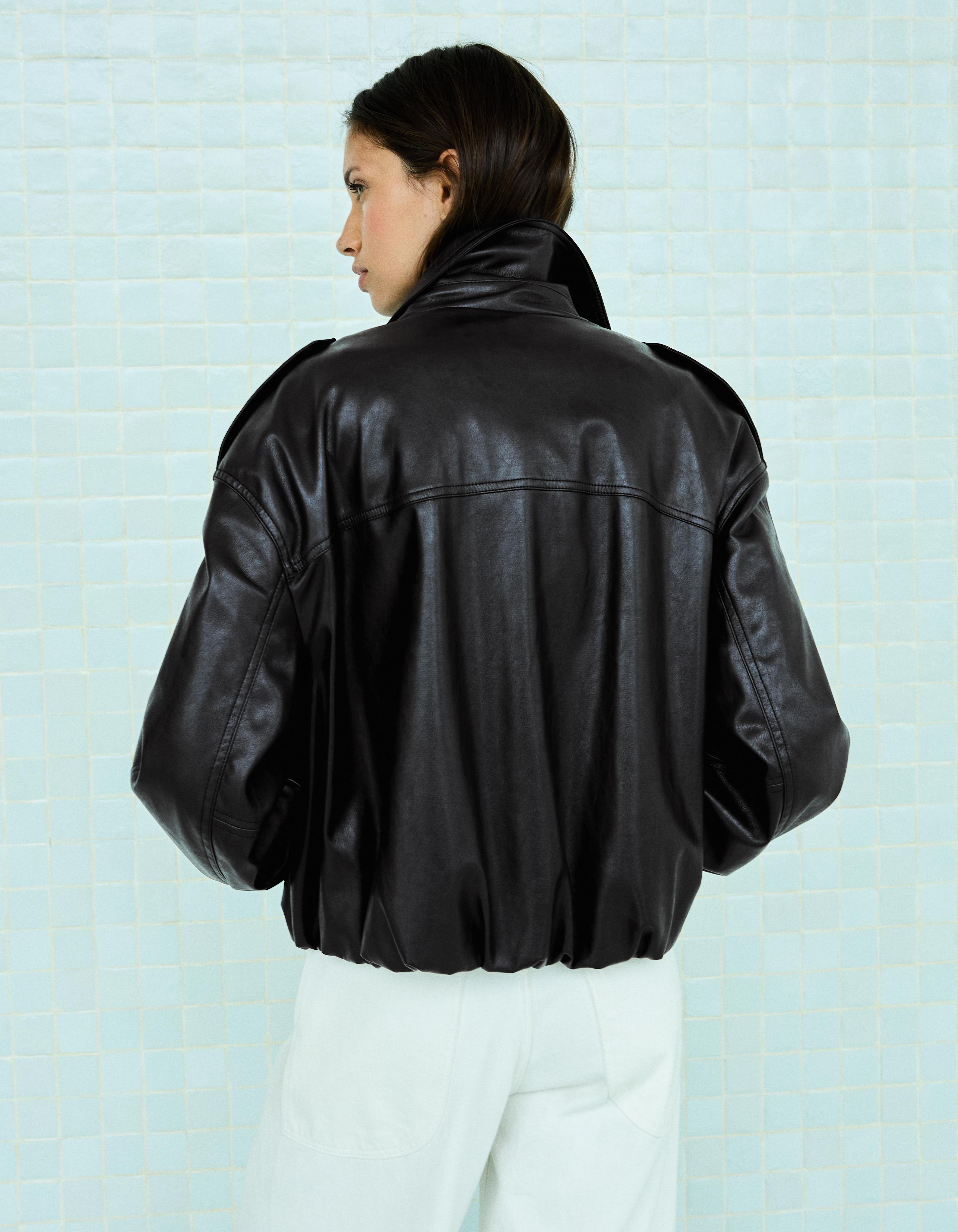 Faux leather puffer jacket - Jackets and trench - Women | Bershka