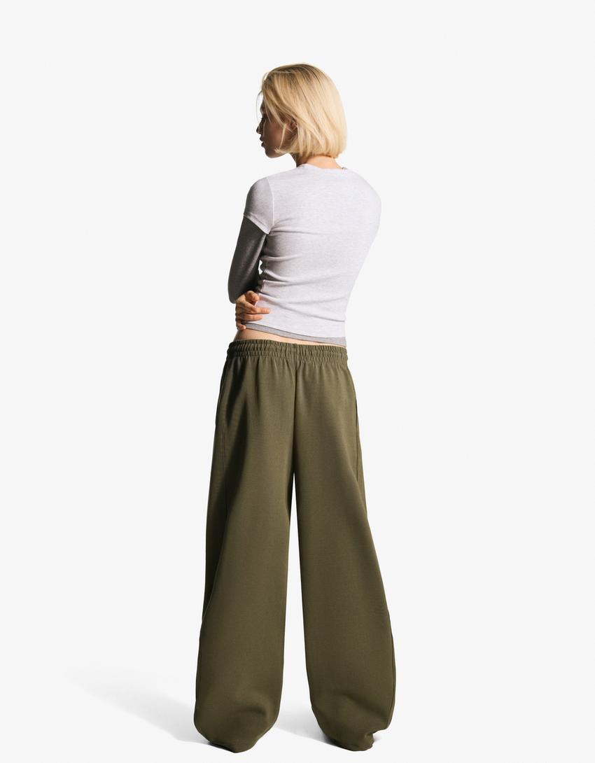 Barrel-Fit-Hose aus Plüsch-Khaki
