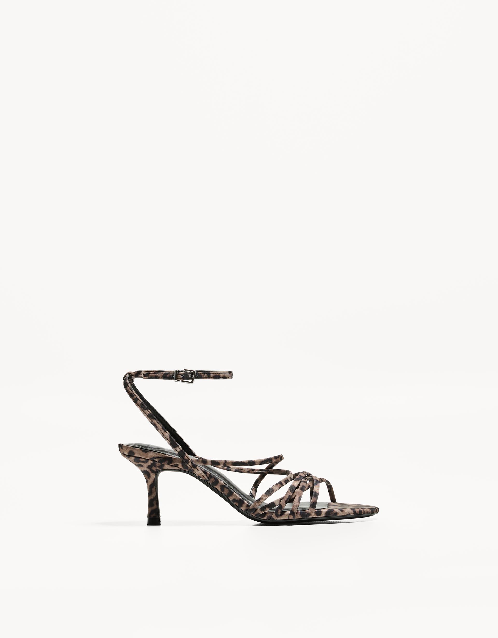 Animal print multi-strap heeled sandals Women Bershka