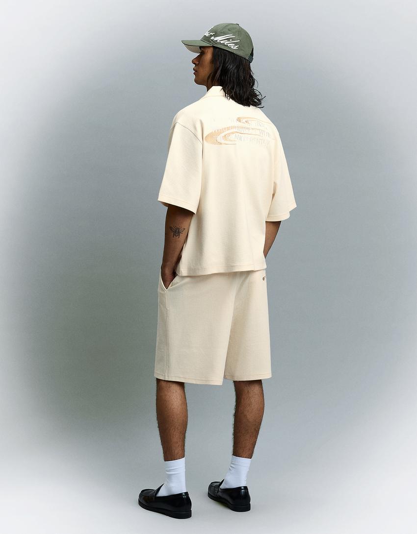 Waffle knit skater Bermuda shorts-Off white