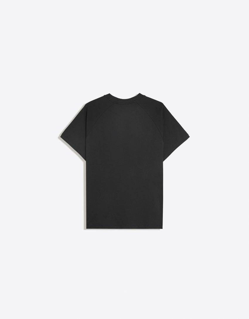 Maglietta a maniche corte raglan-Nero
