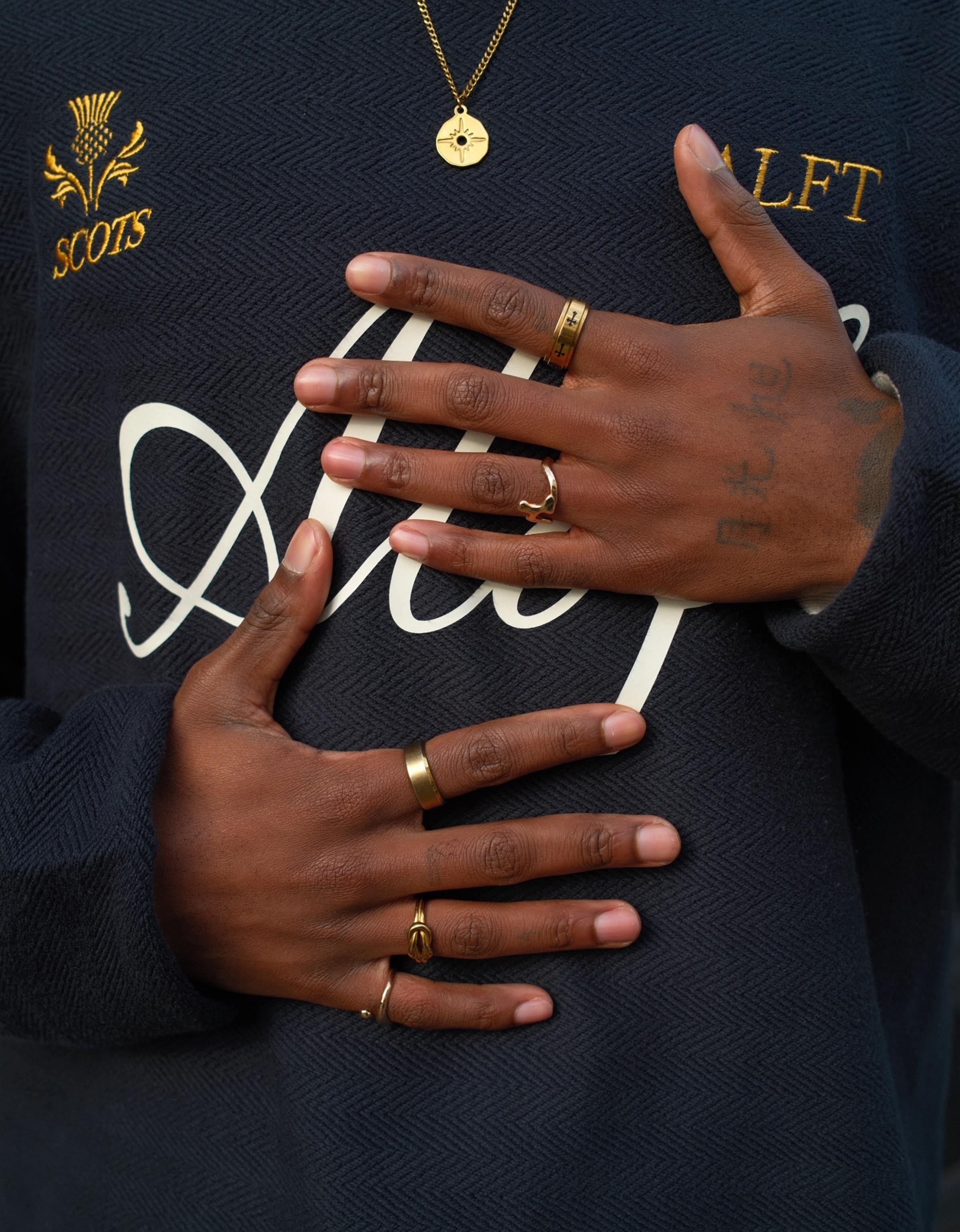 Baskılı boxy fit uzun kollu polo yaka tişört - Görsel 24