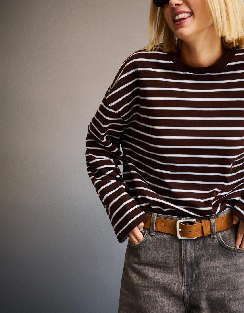 Wide-leg barrel jeans