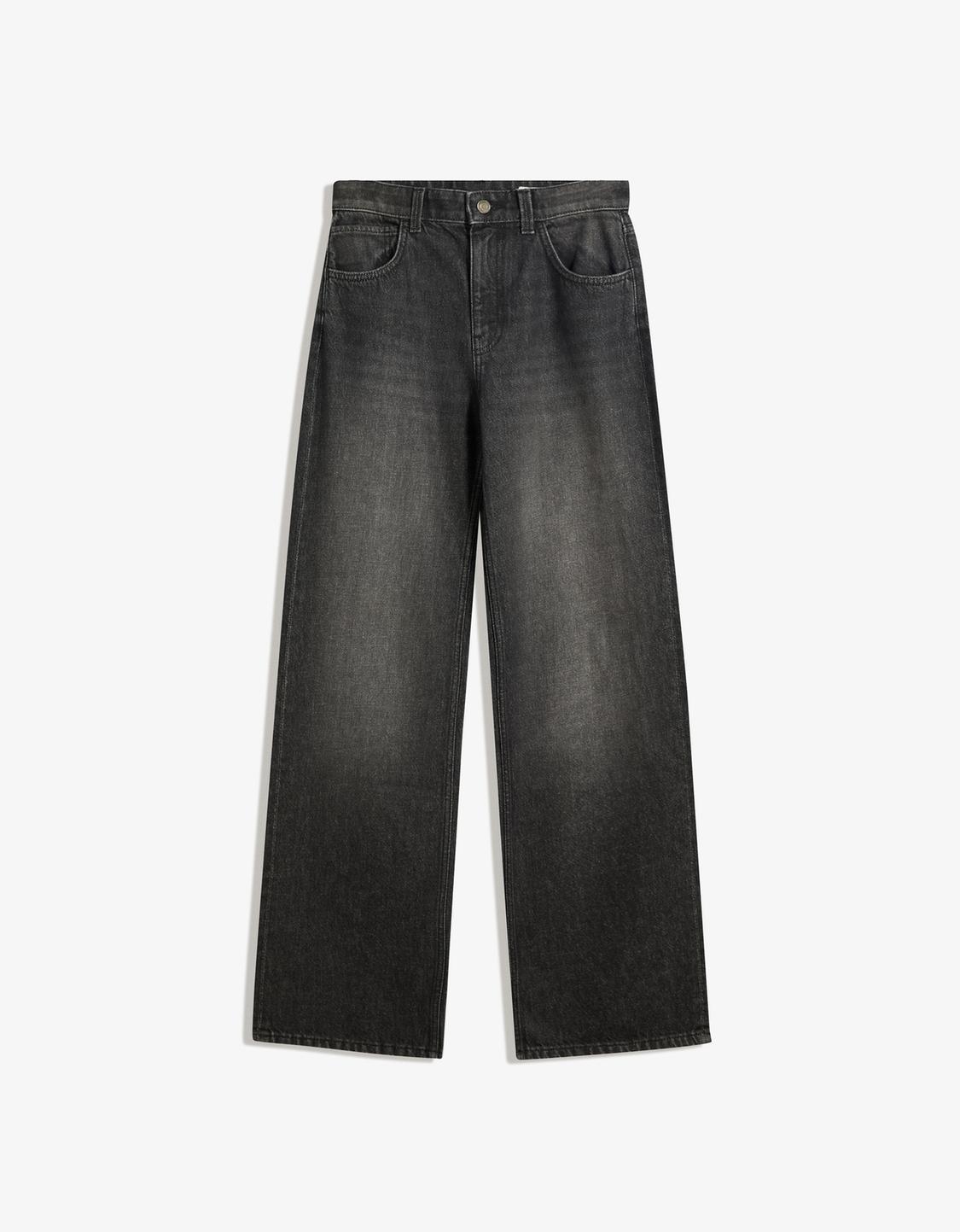 Straight wide-leg jeans