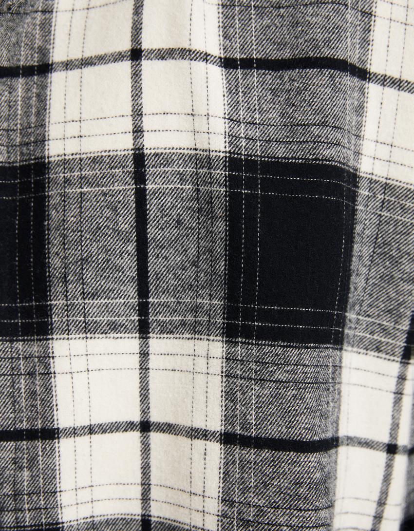 Cropped long sleeve check shirt-Black