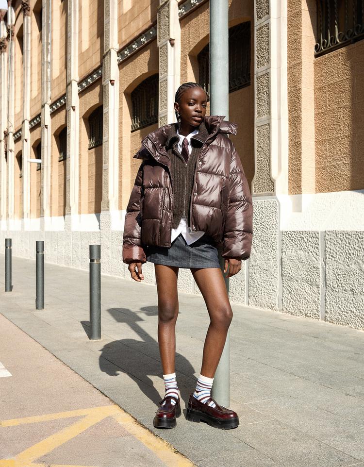 Puffer jacket with hood