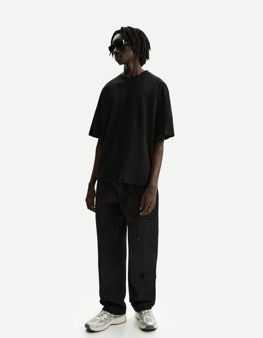 Wide-leg multi-cargo trousers-Black-0