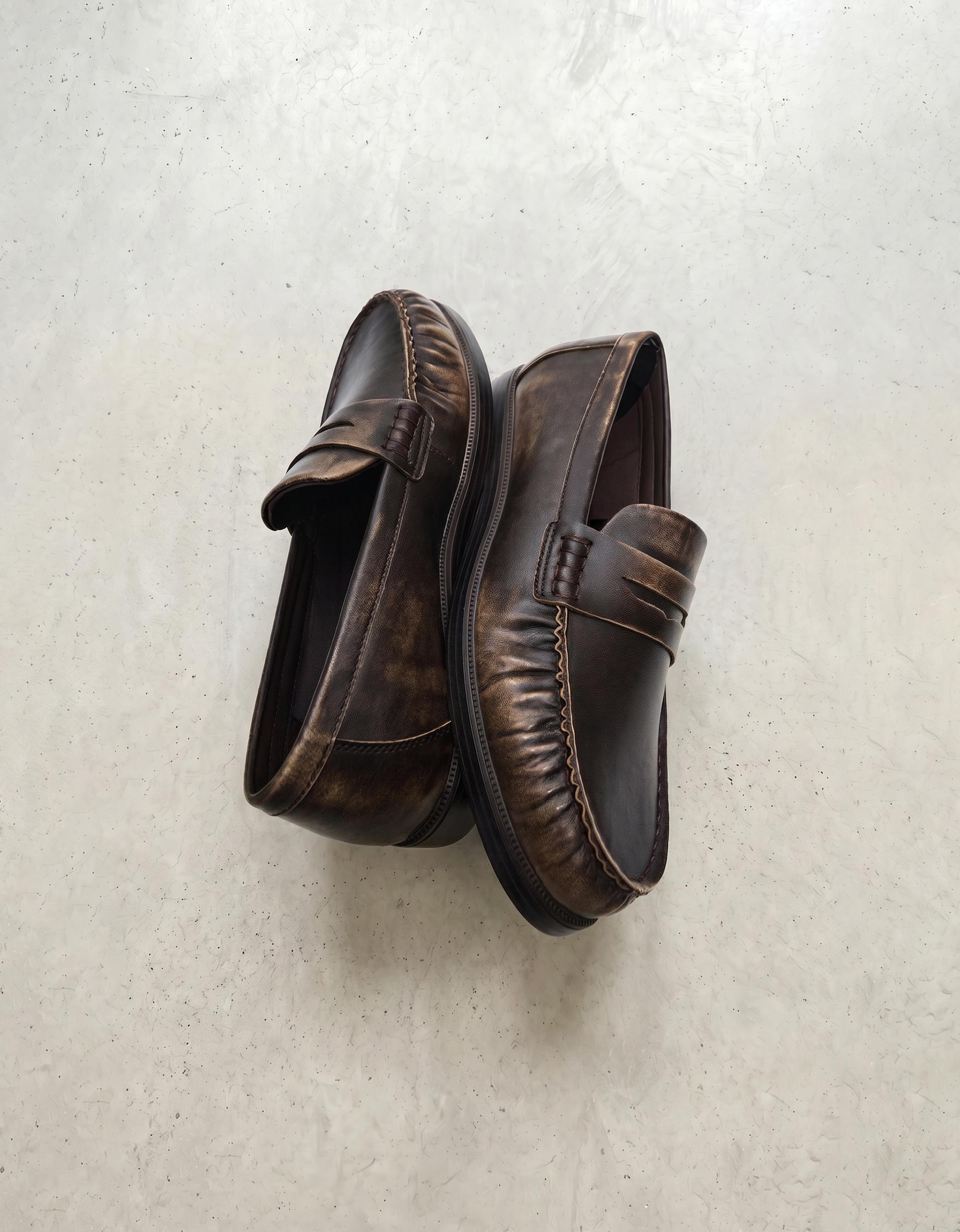 BRUSHED LOAFERS — Brown