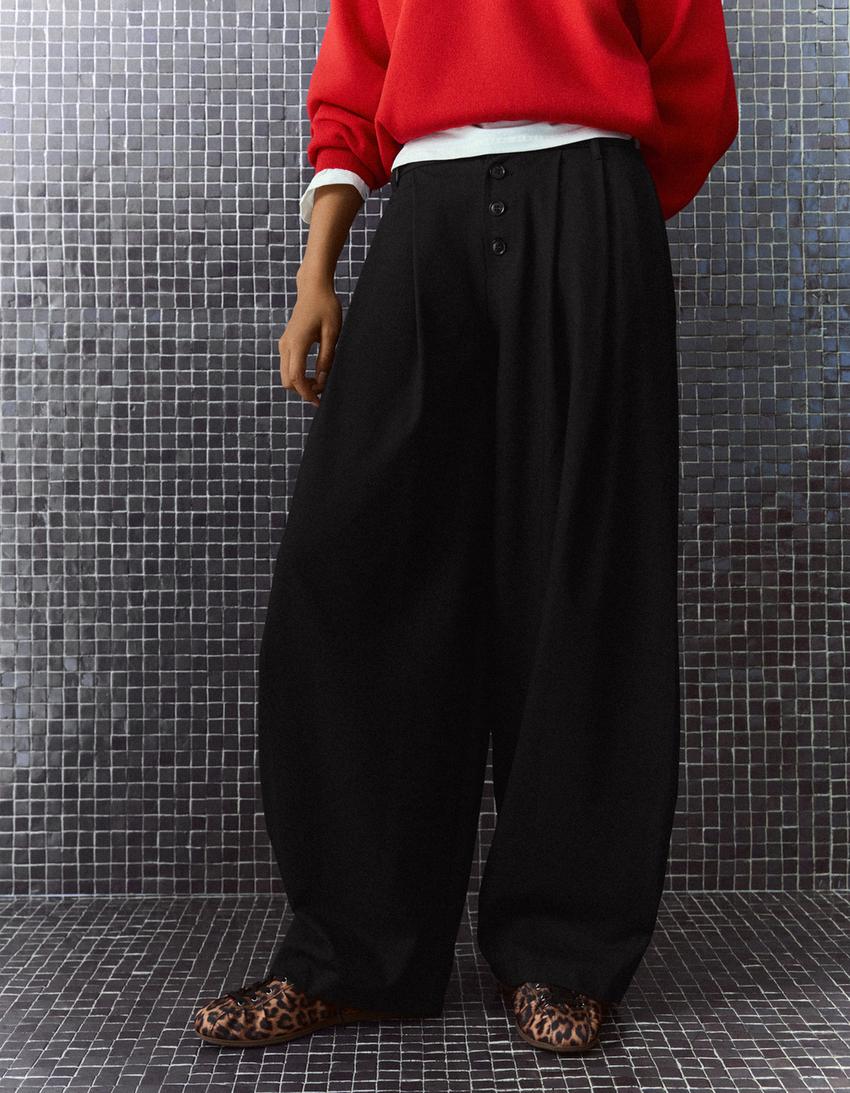Trousers with side pleats-Black