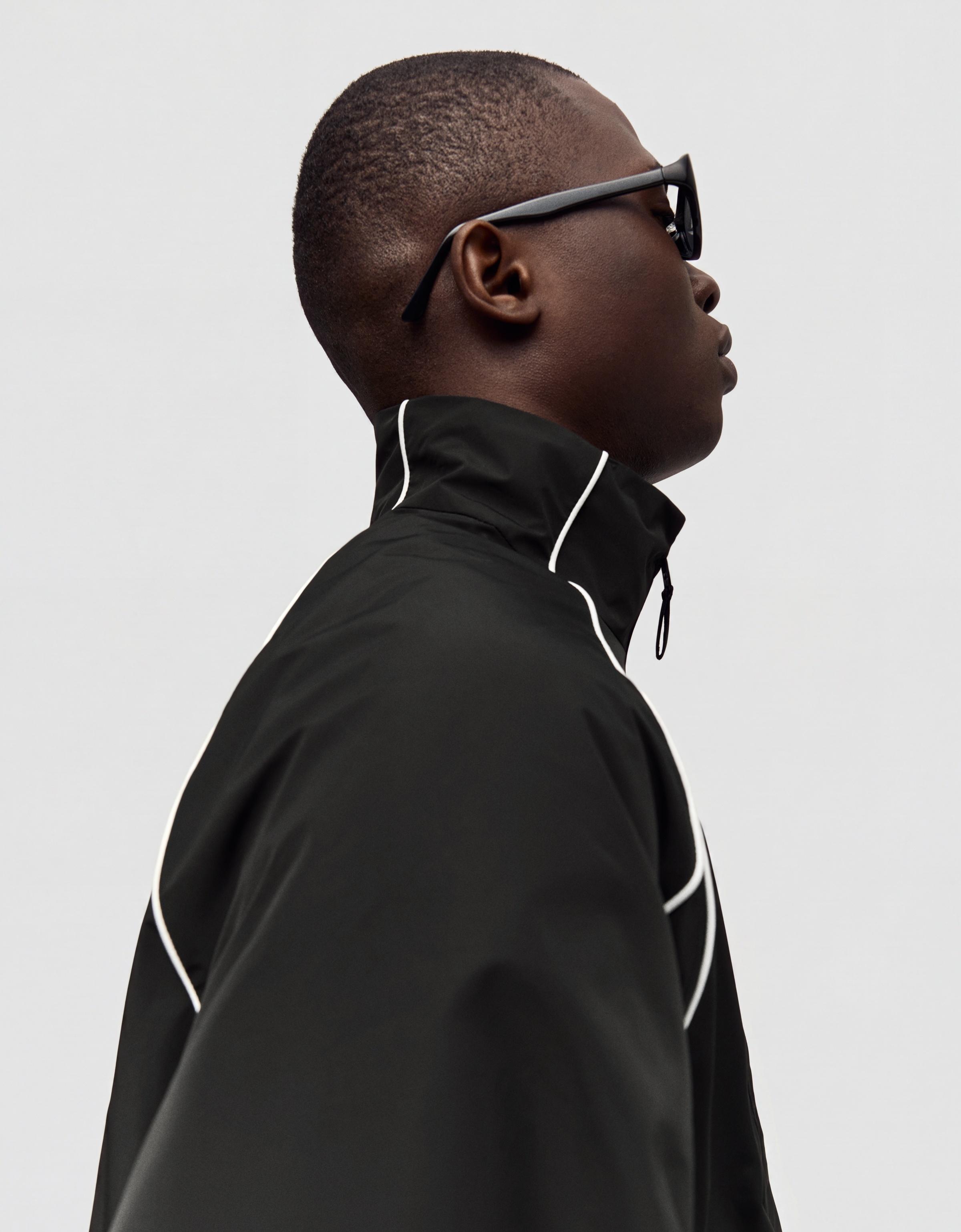 Contrast technical jacket — Black