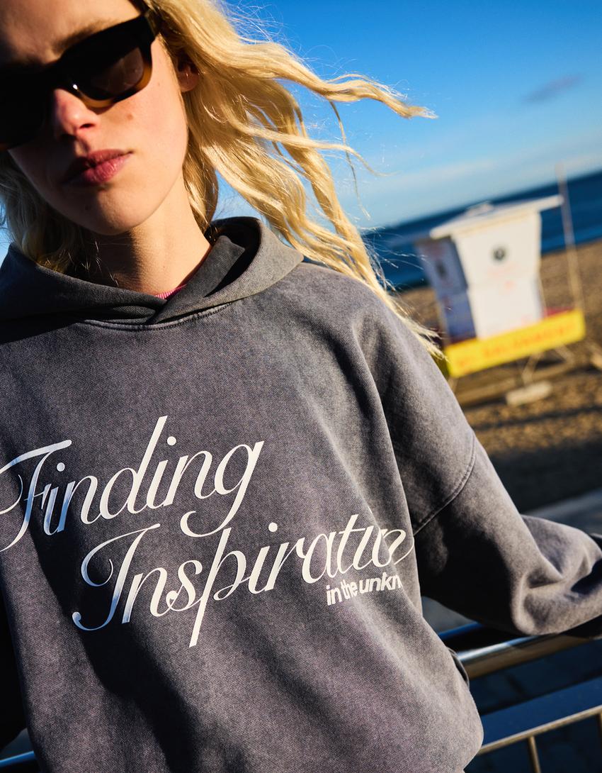 Baskılı kapüşonlu sweatshirt-Koyu gri