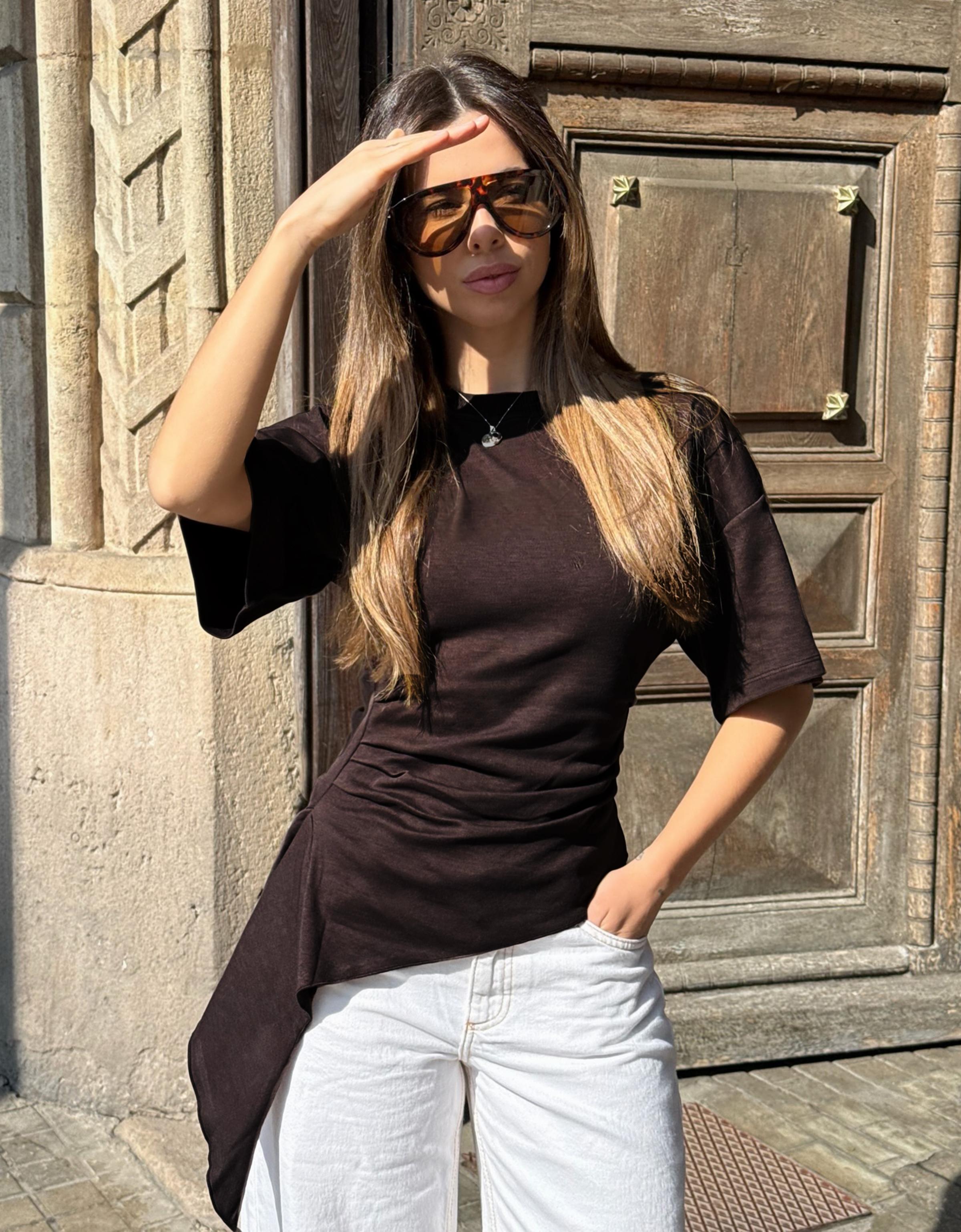 Kısa kollu büzgülü tişört - Görsel 29