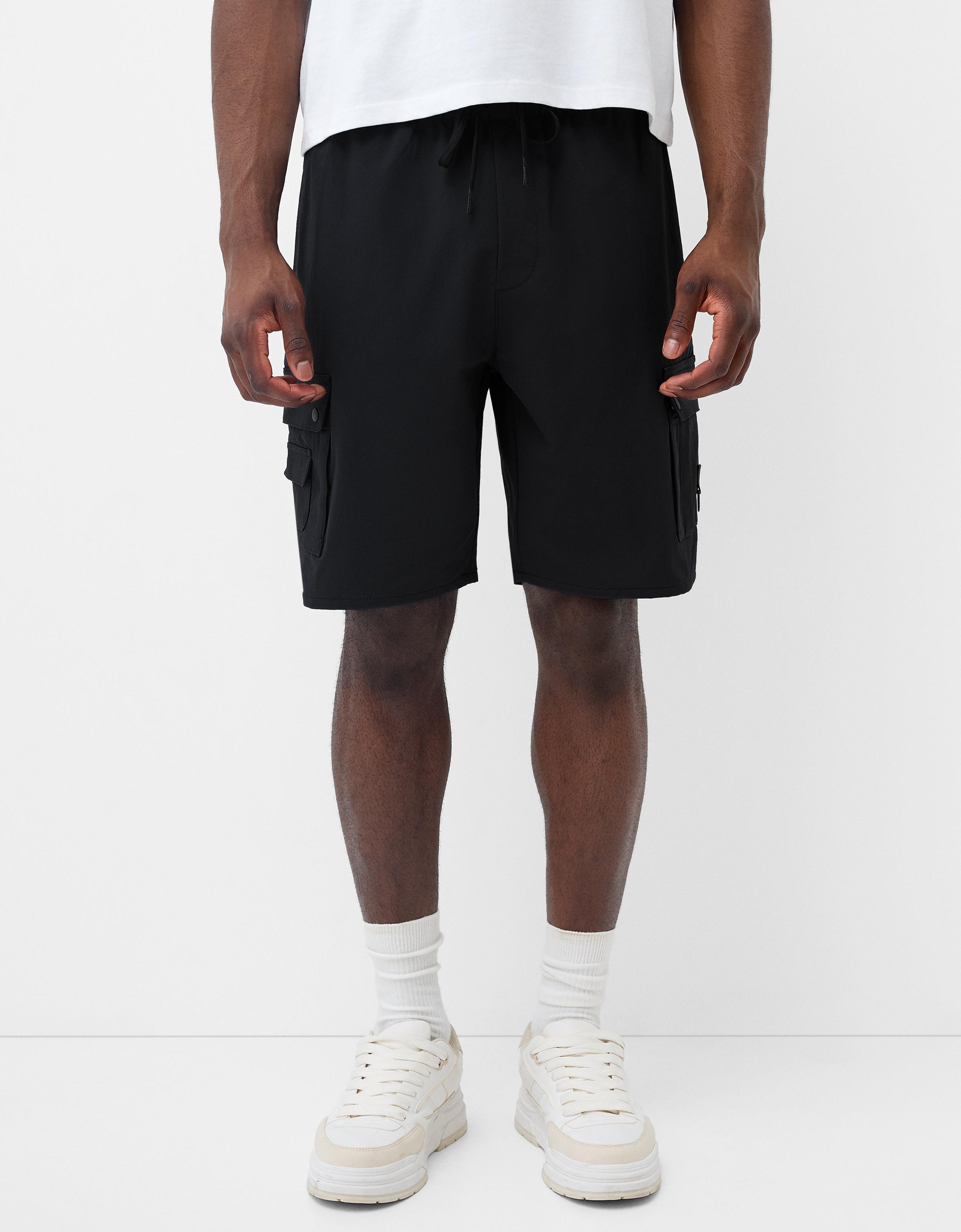 Bershka Multicargo-Bermudas Aus Funktionsstoff Herren Xxl Schwarz