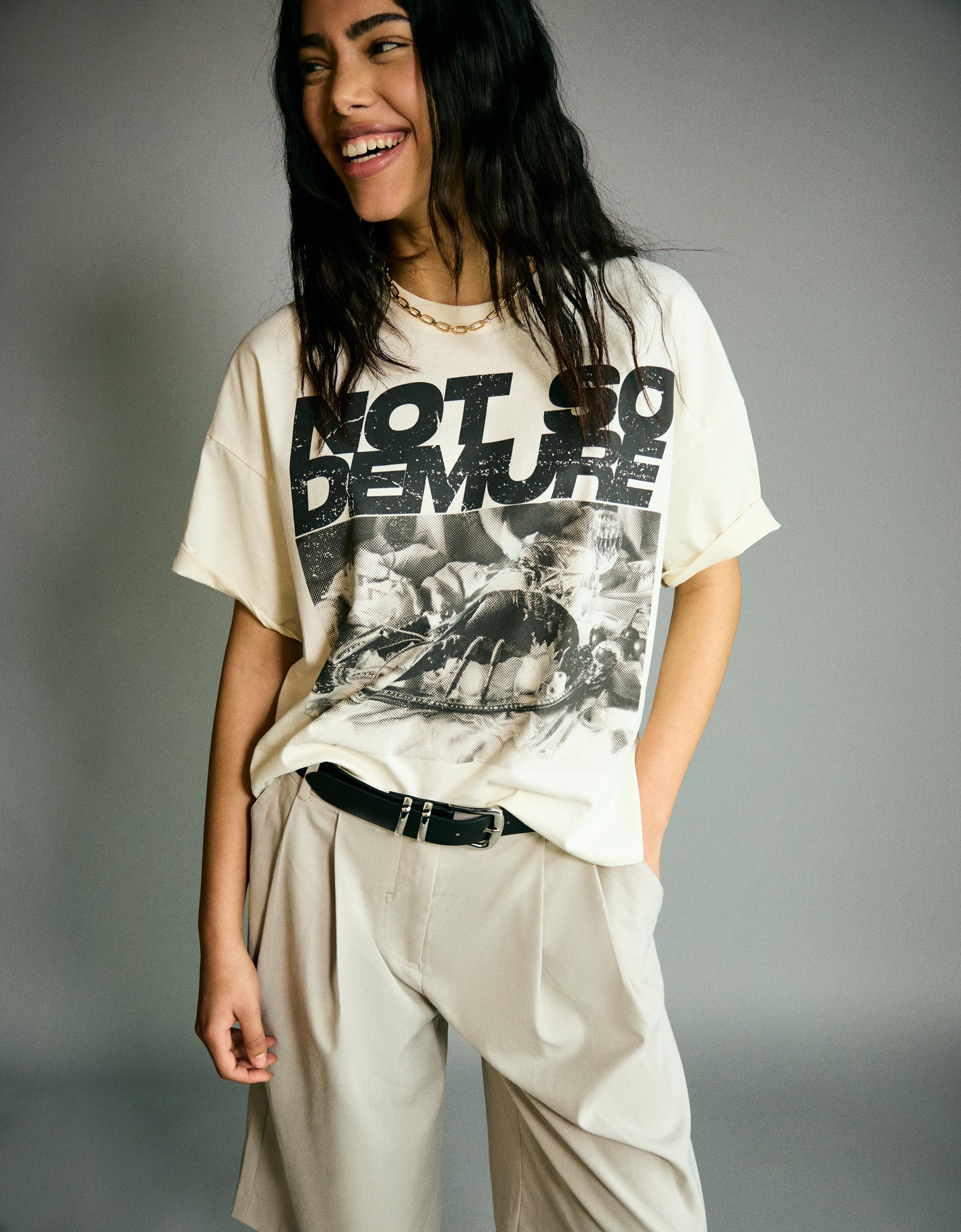 Bershka Oversize-T-Shirt Mit Print Damen Xs Beige