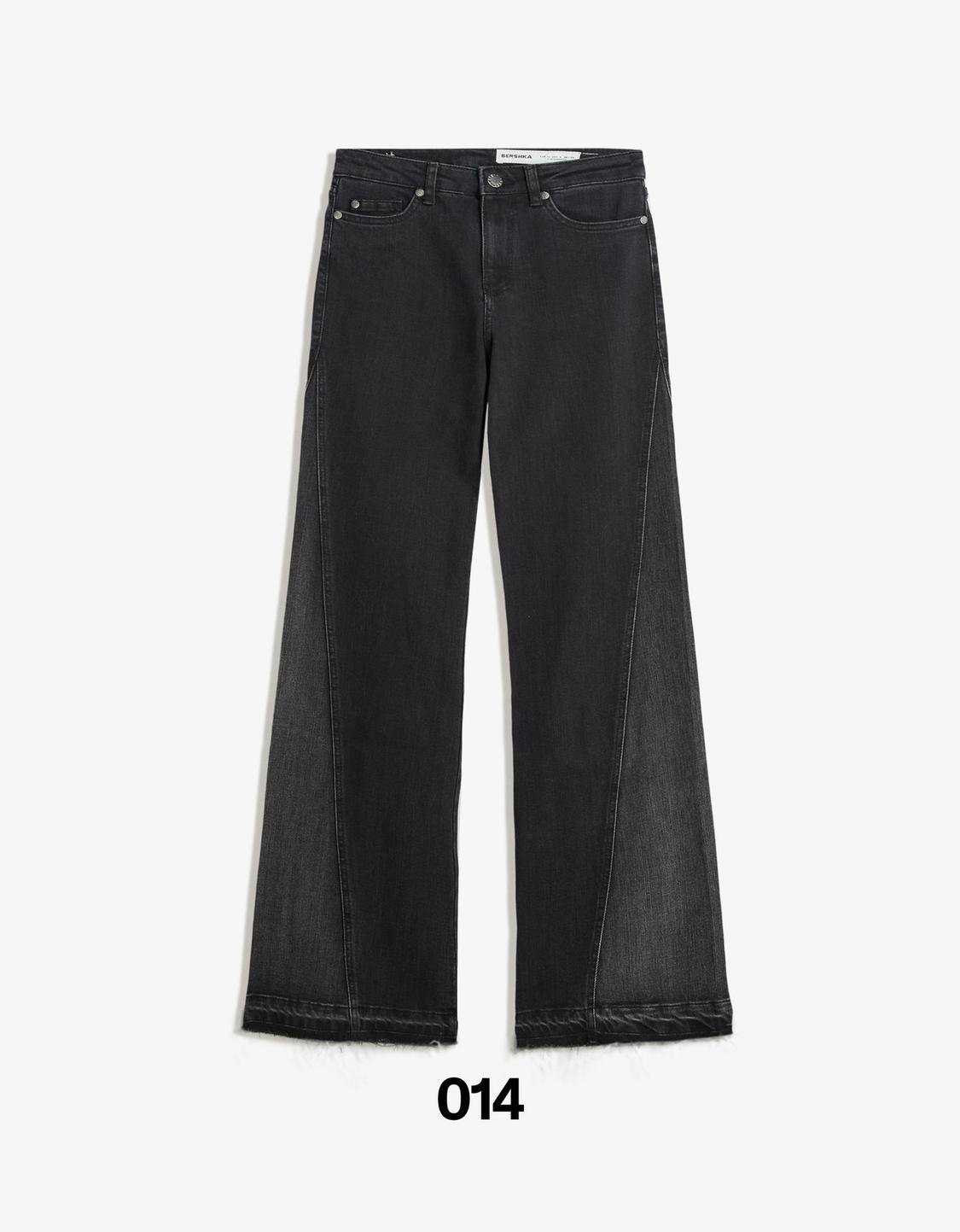 Contrast flared jeans