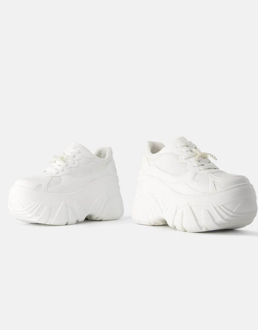 Sneakers plateforme XL détail dentelle et nœud de perles-Blanc-2