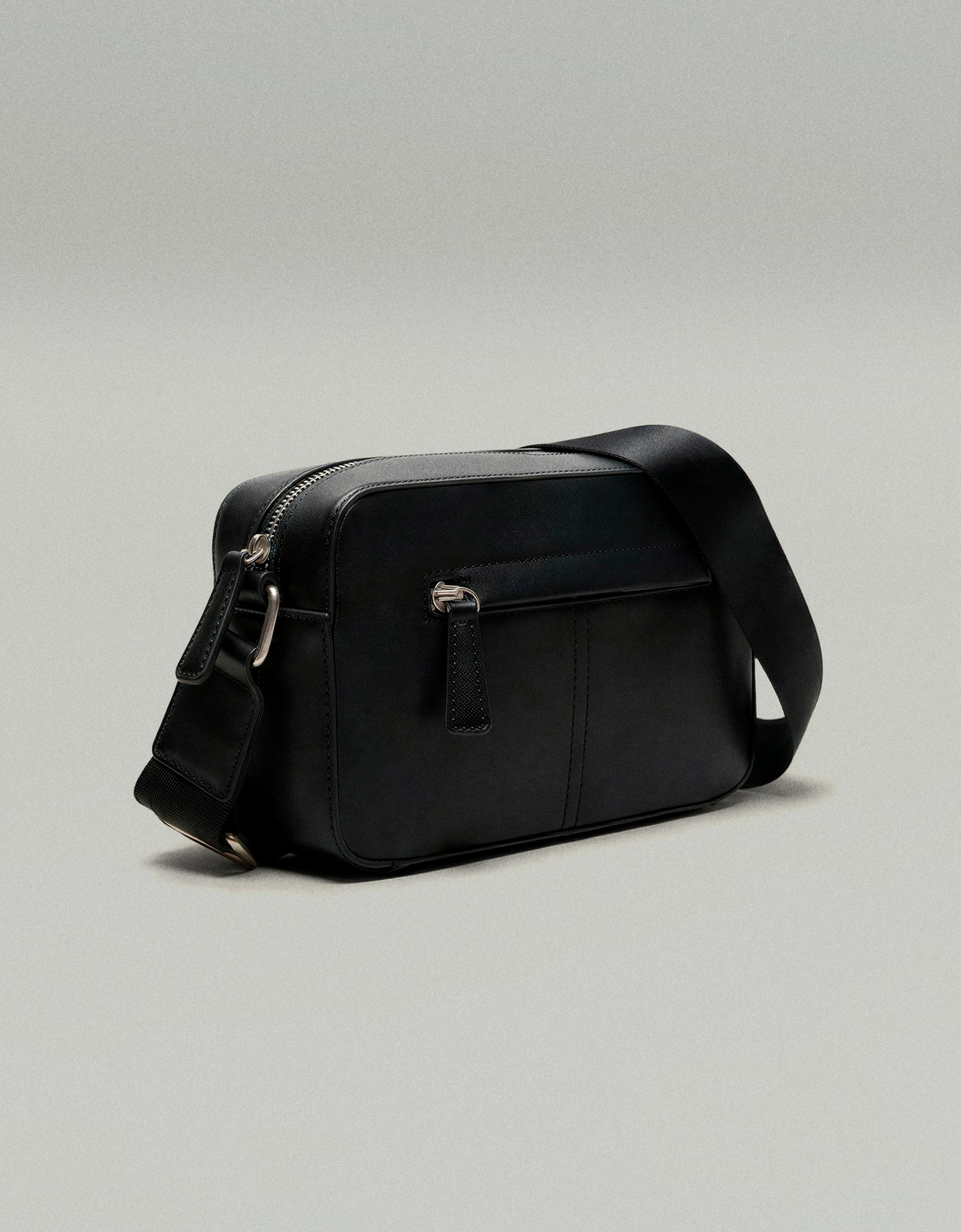 Çapraz askılı çanta