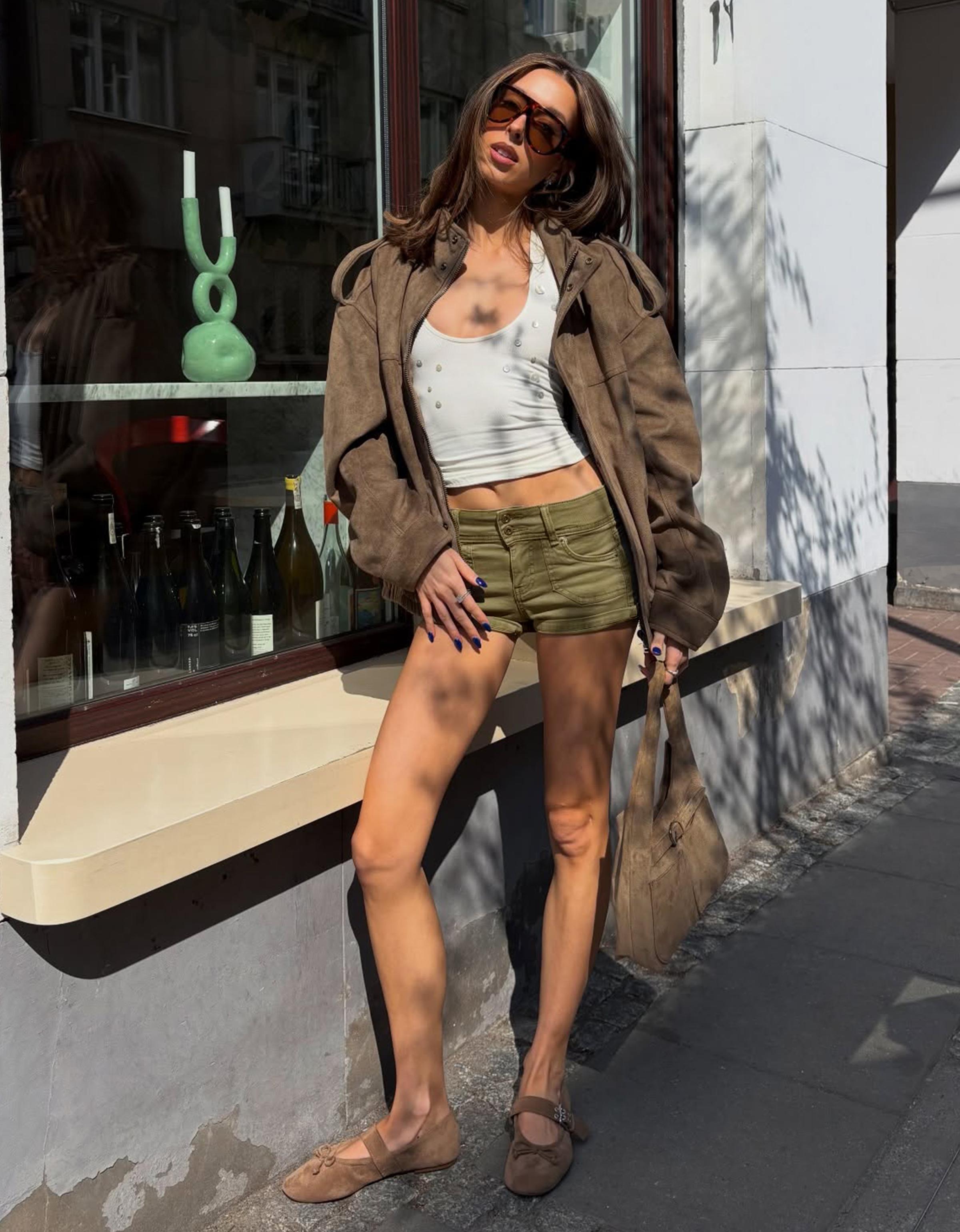 Embroidered denim mini shorts — Khaki