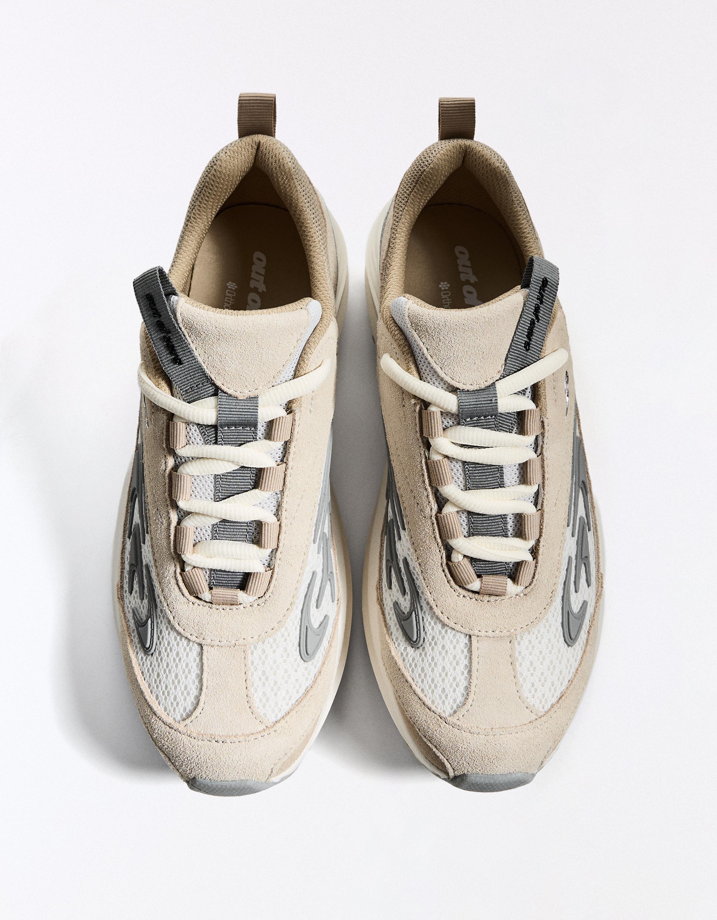 OUT OF CORE Trainers — Multicolored