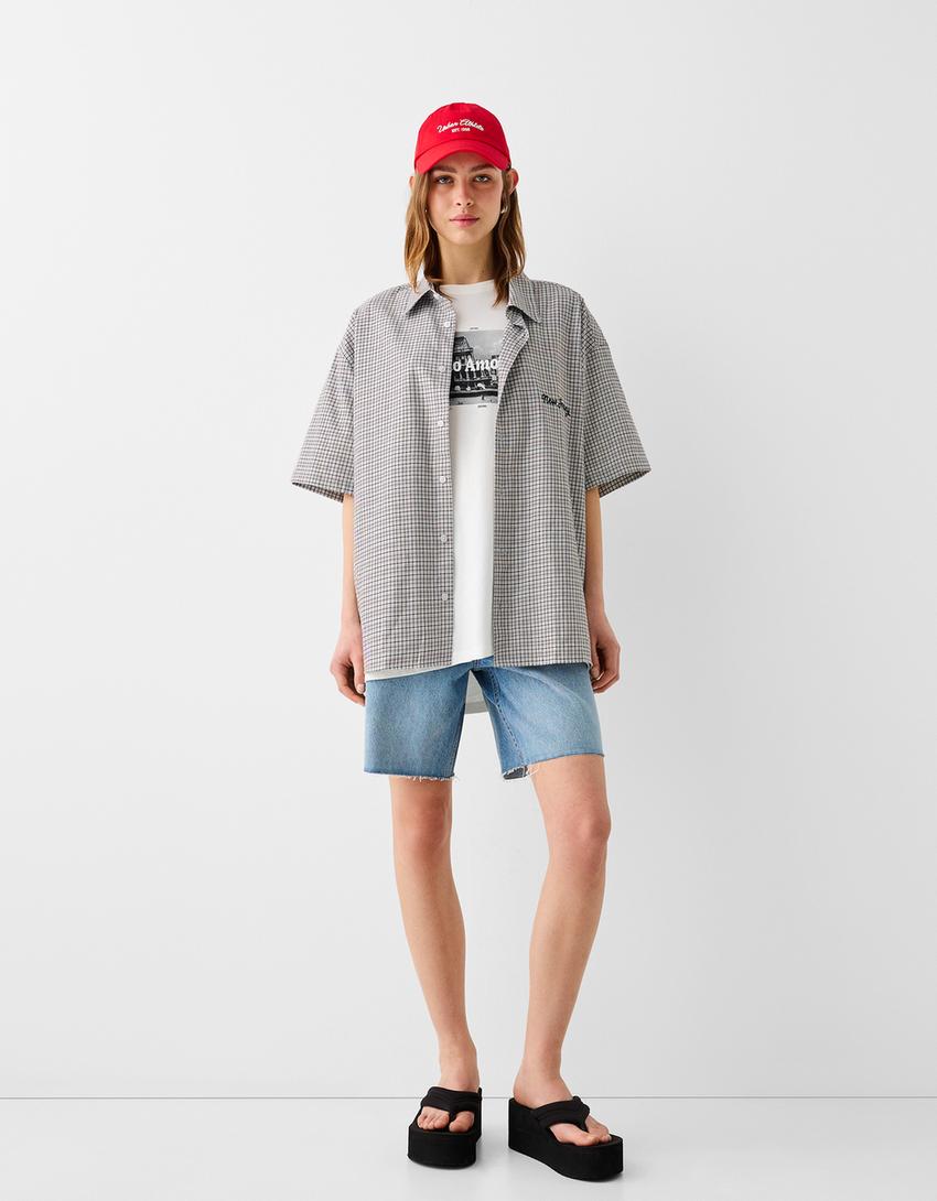 قميص بأكمام قصيرة بطبعة مربعات-رمادي-3