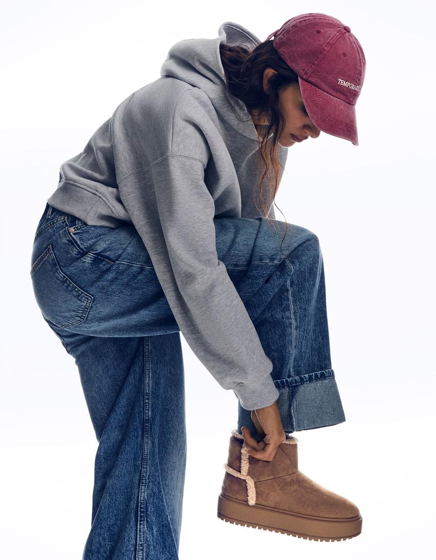 Flat ankle boots with faux shearling lining-CAMEL-1