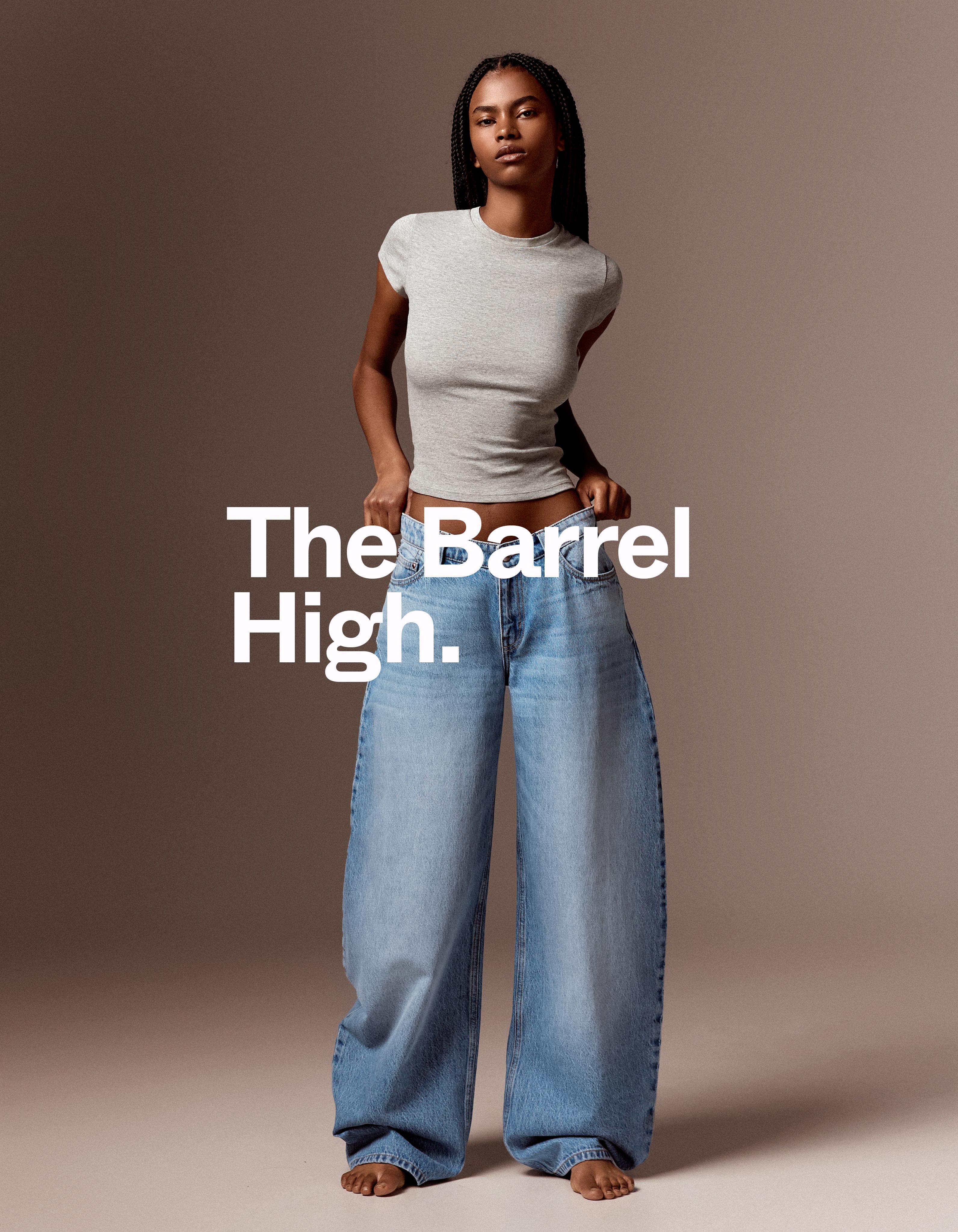 High-waist barrel jeans — Light blue
