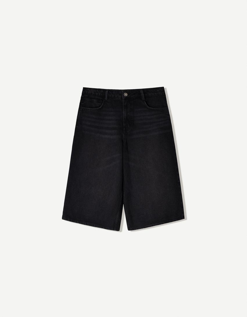 Baggy denim Bermuda shorts