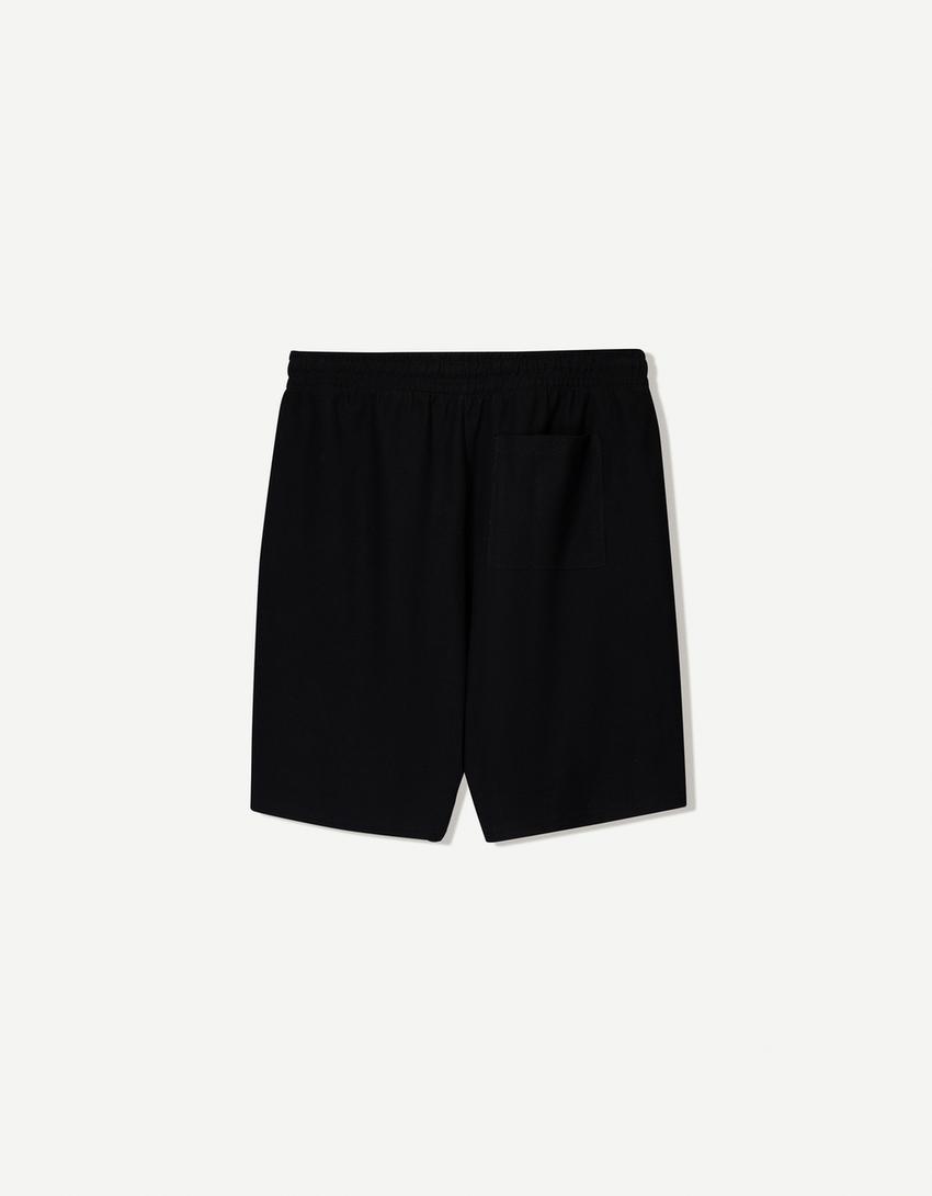 Textured Bermuda shorts-Black