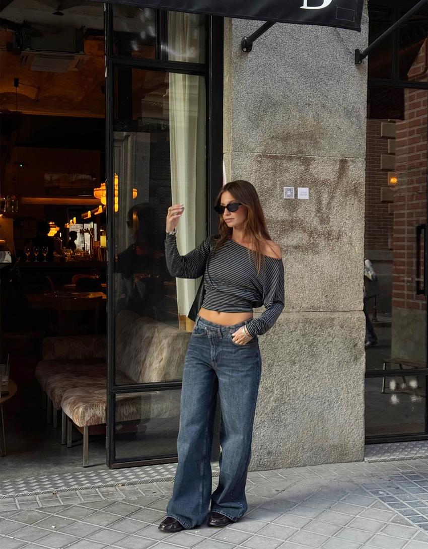 Blugi wide leg cu betelie petrecută-Albastru