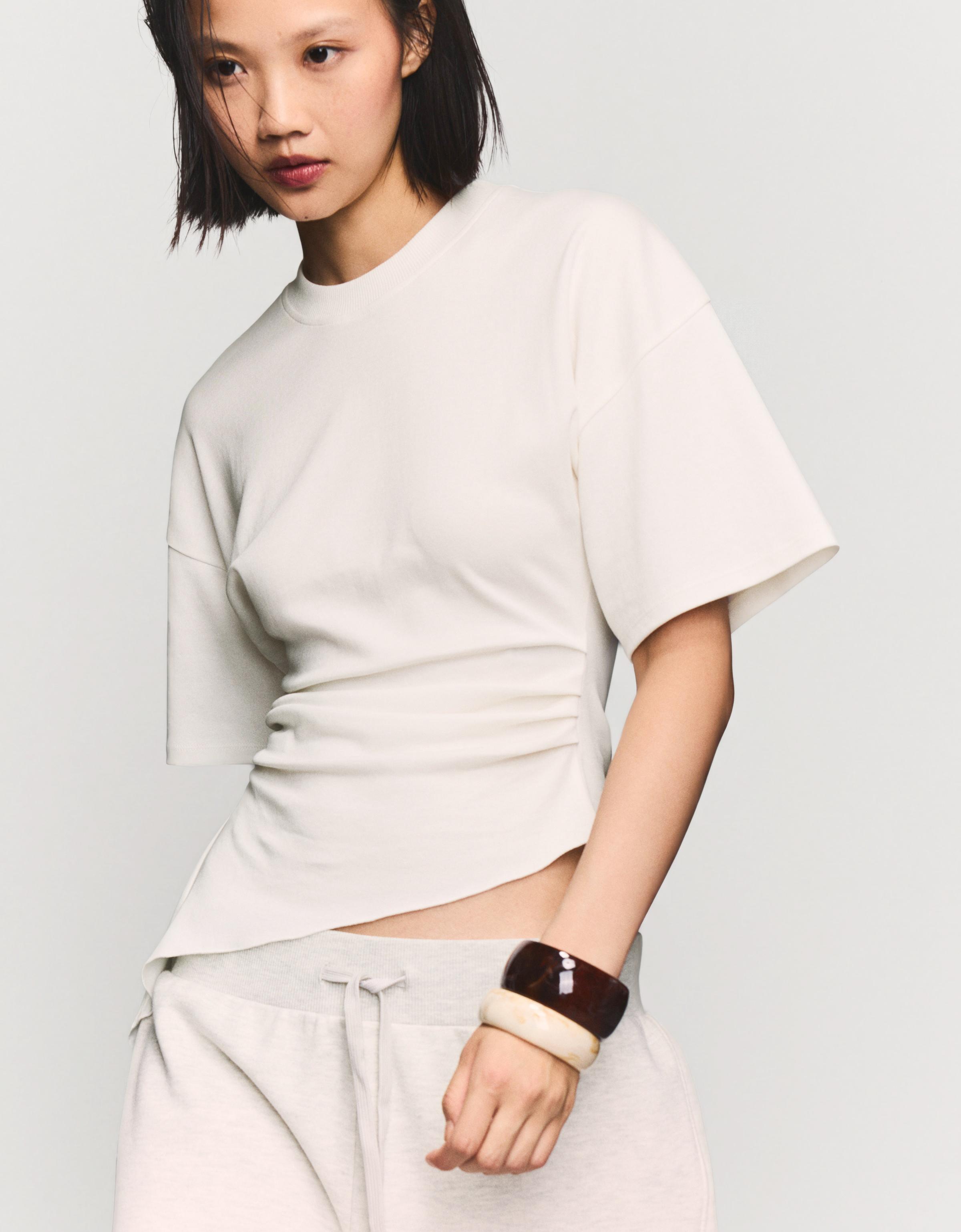 Kısa kollu büzgülü tişört - Görsel 55