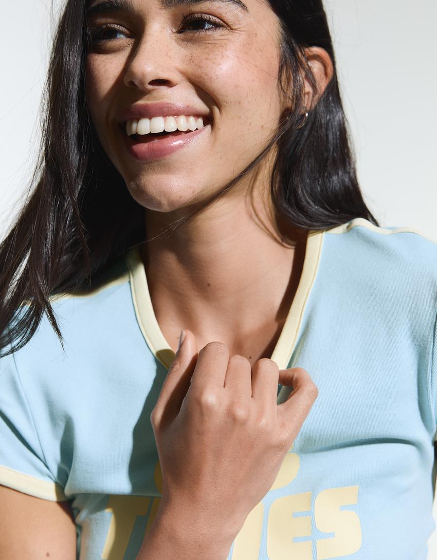 Camiseta manga corta contraste print-Azul