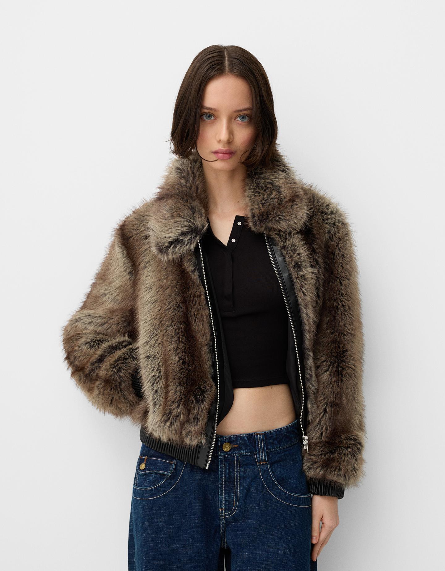 Bershka Cazadora Pelo Contraste Efecto Piel Mujer L Beige