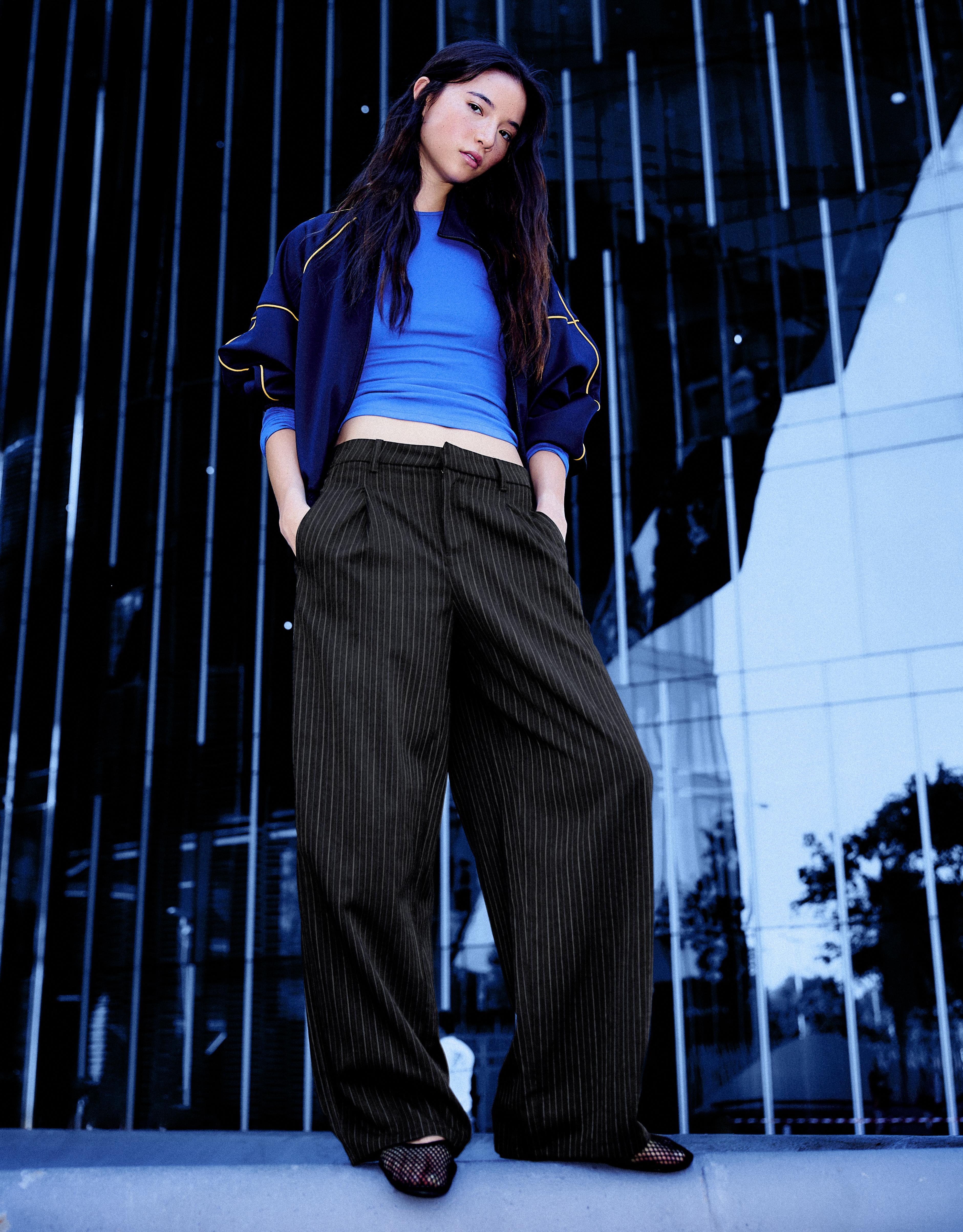 Double-fabric darted trousers — Dark grey