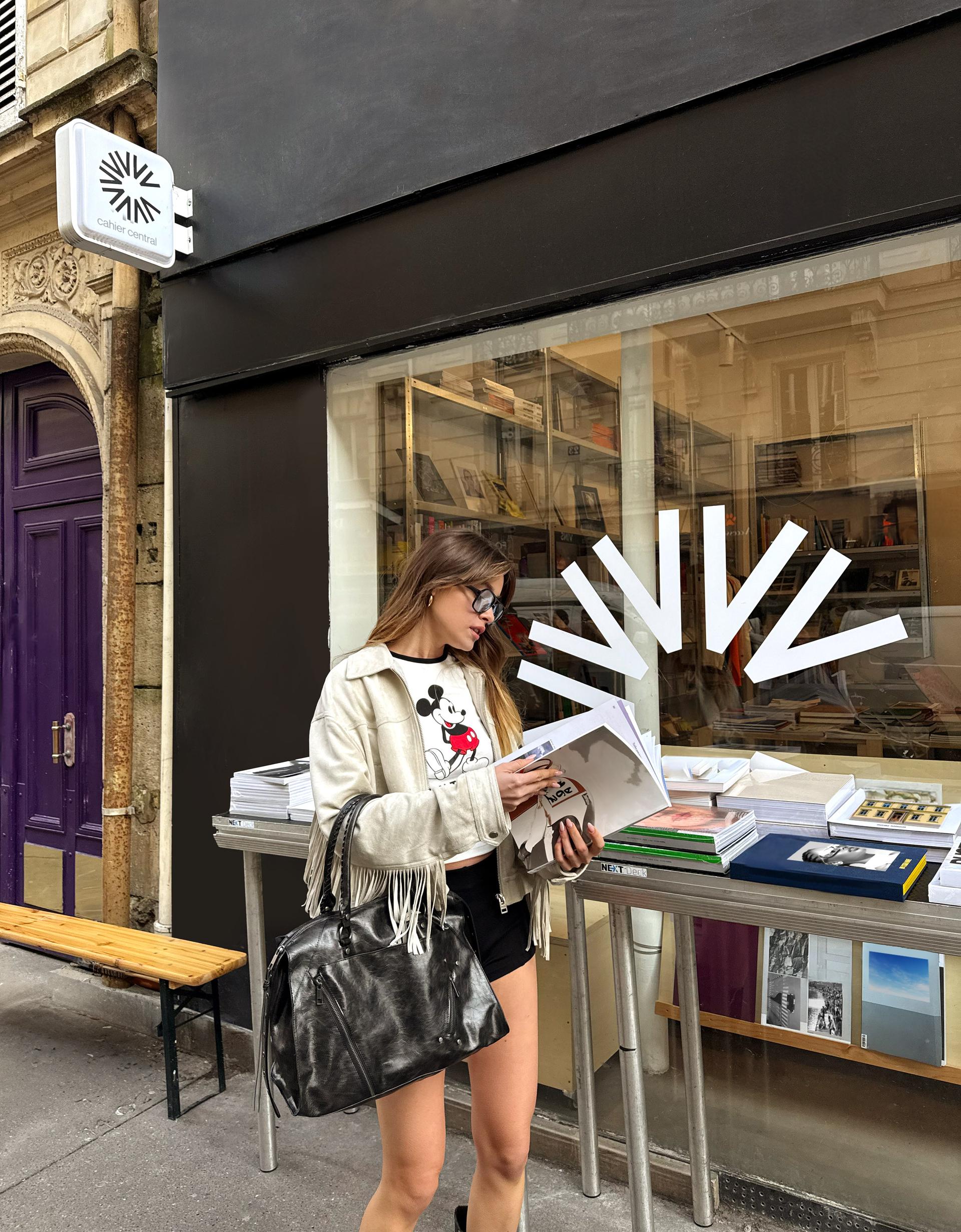 Cazadora efecto ante flecos Chamarras y blazers Mujer Bershka