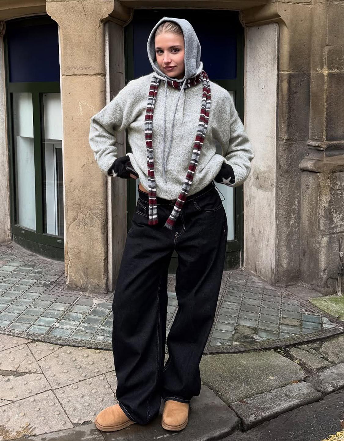 وشاح مخطط طويل للغاية