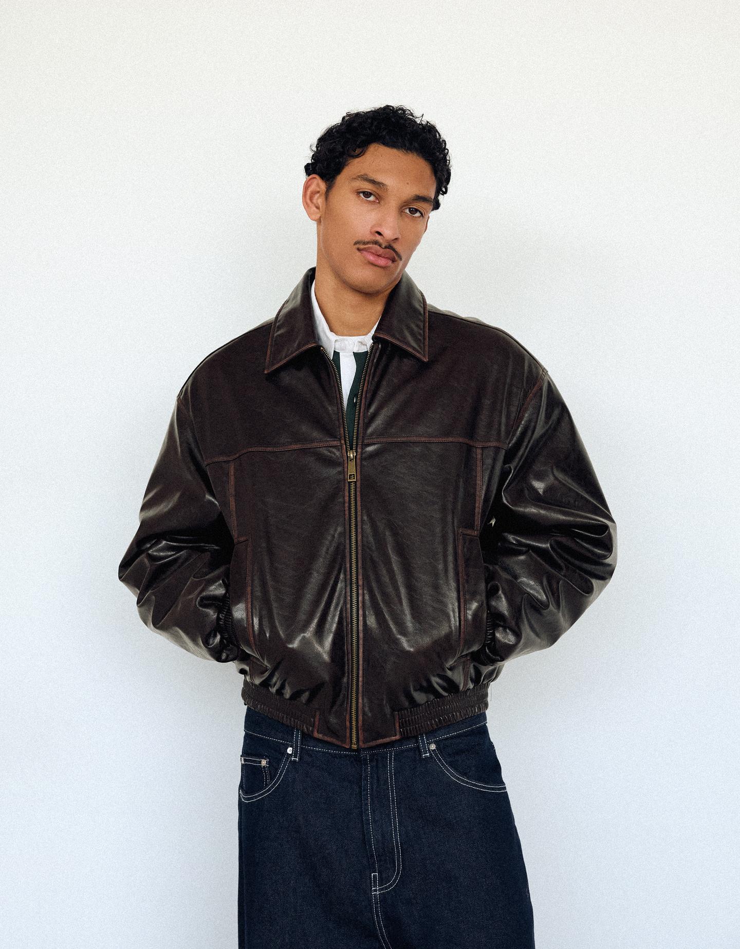 Bershka kurtka ze sztucznej skóry brązowy