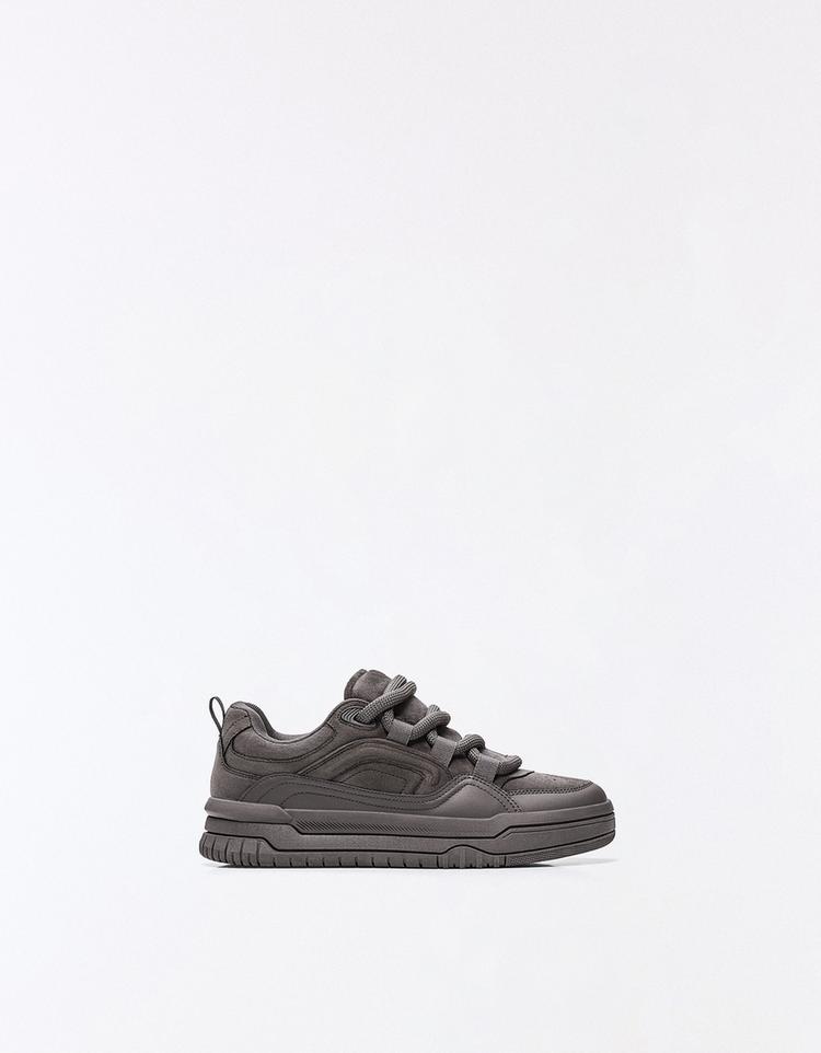SKATE TRAINERS — Grey