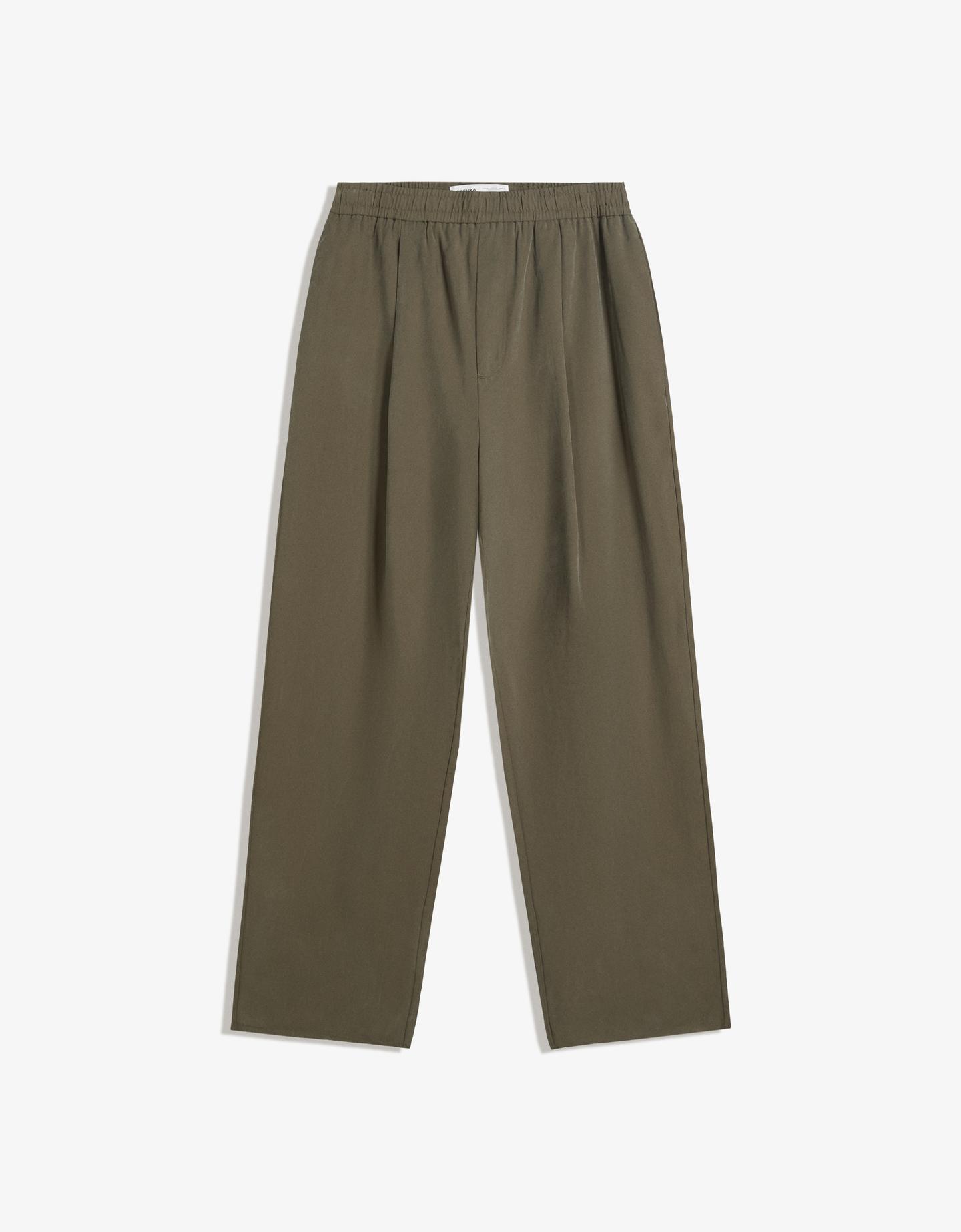 Bershka spodnie jogger o kroju baggy khaki