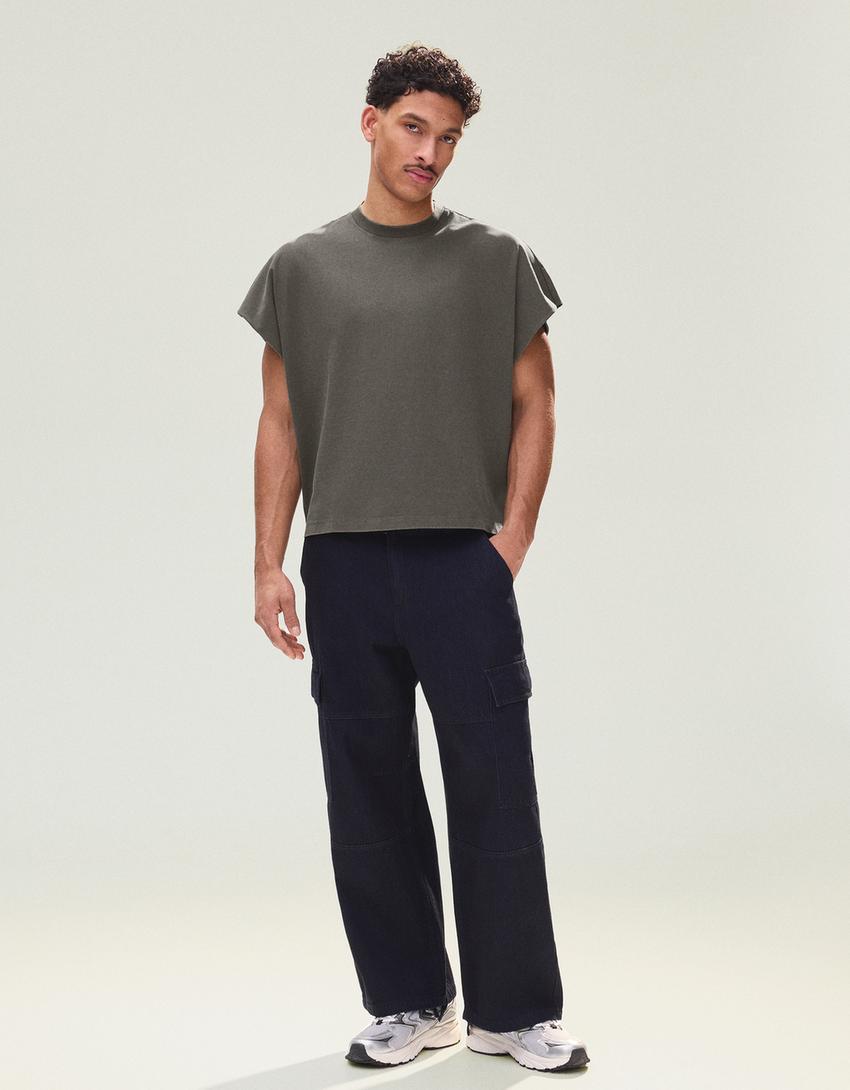 Oversize printed sleeveless T-shirt-Grey