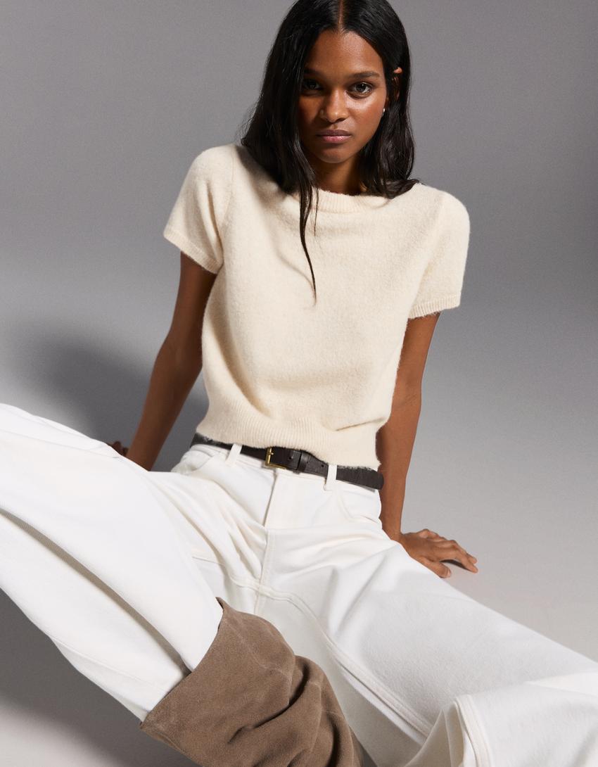 Short sleeve crew neck sweater-Cream