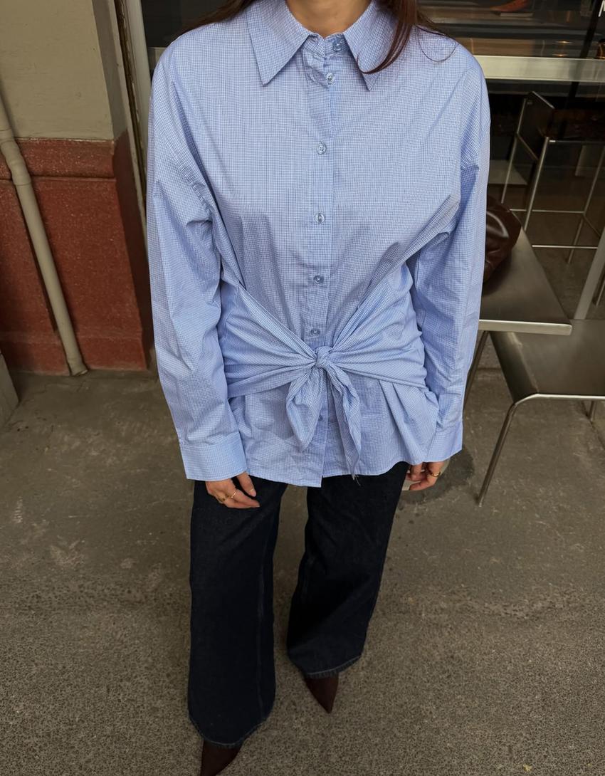 Oversized popeline blouse met strik-Blauw