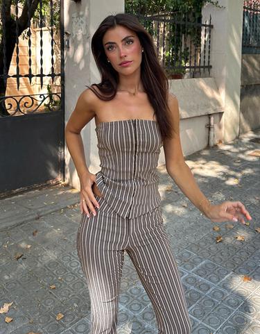 Capris with split hems — Brown 3