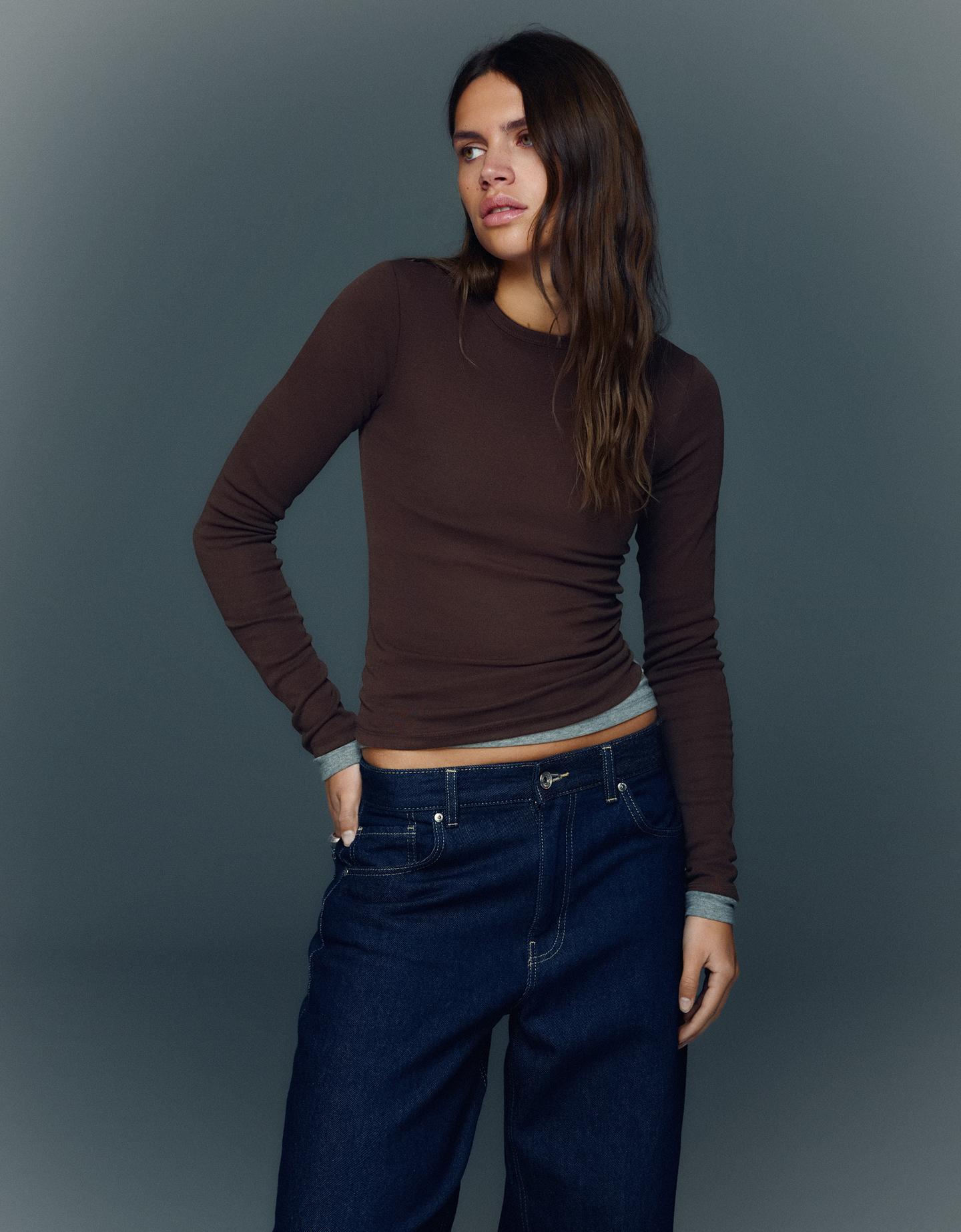 Bershka Camiseta Manga Larga Mujer Marrón