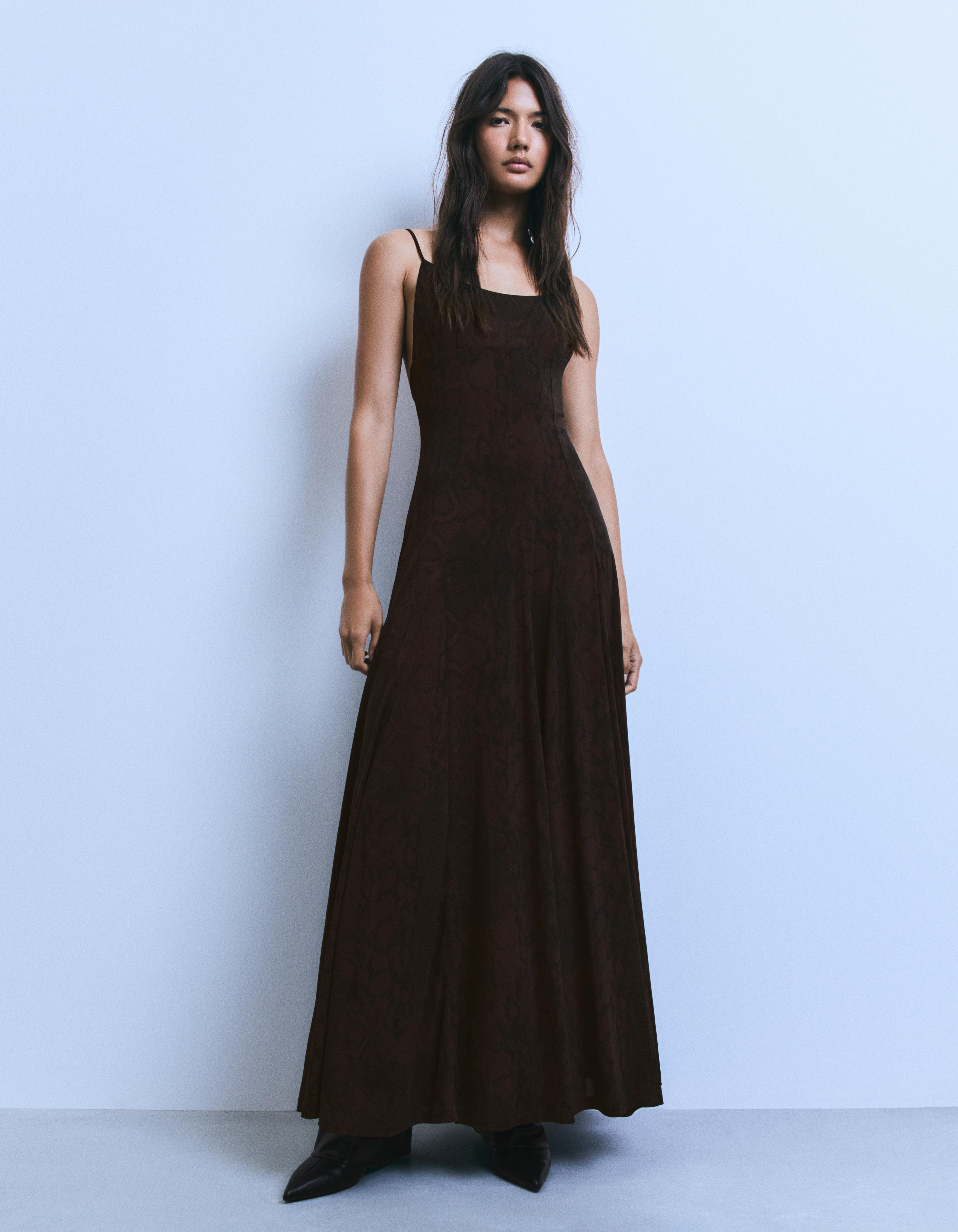 Long strappy dress — Brown
